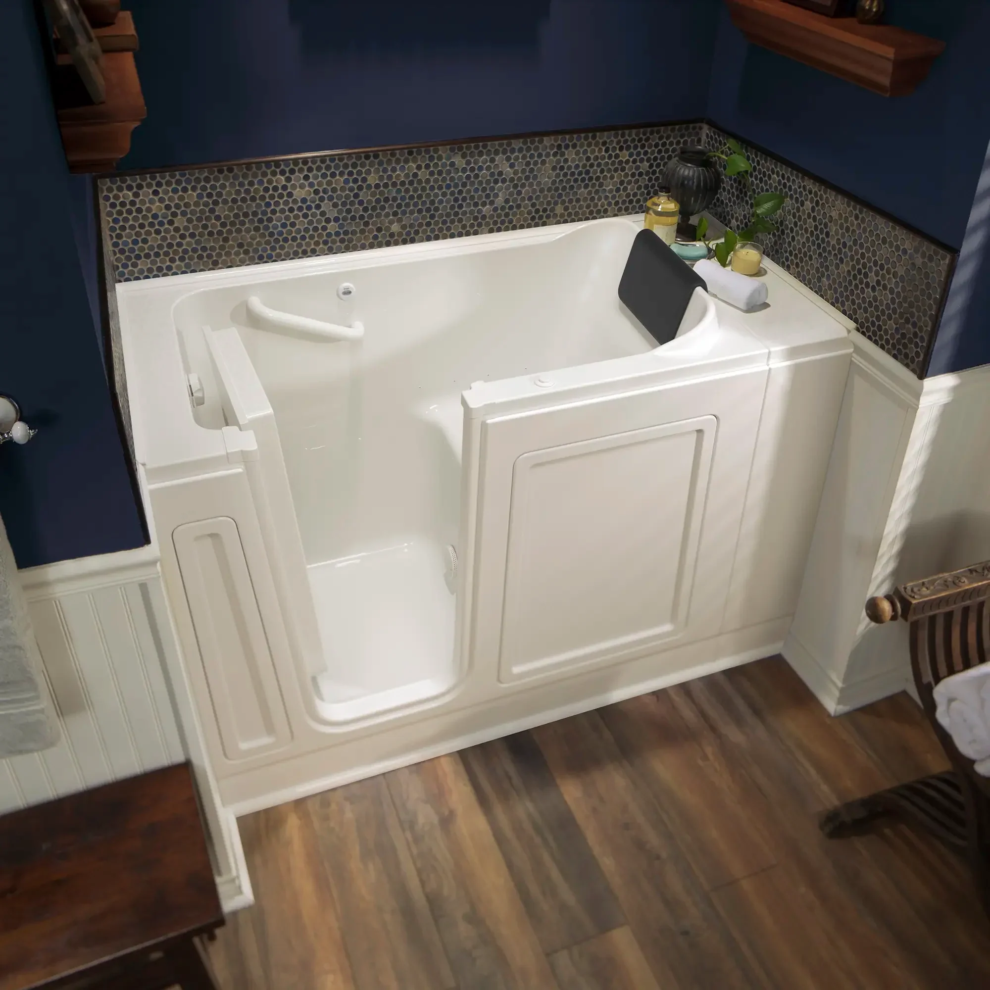Acrylic Luxury Series 28 x 48-Inch Walk-in Tub With Air Spa System - Left-Hand Drain - Image 9