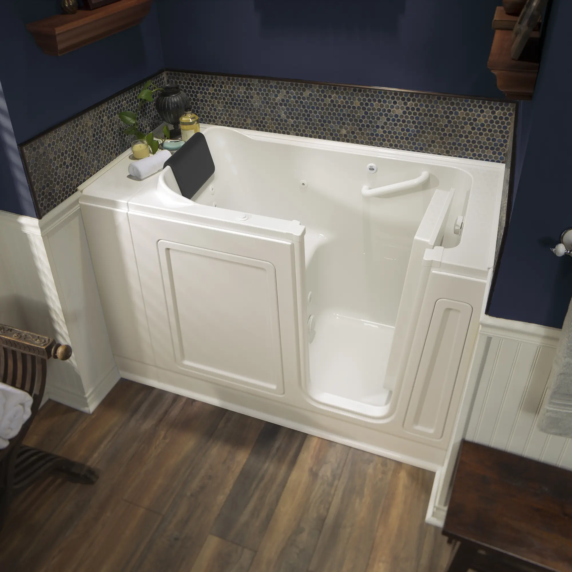 Acrylic Luxury Series 28 x 48-Inch Walk-in Tub With Whirlpool System - Right-Hand Drain - Image 9