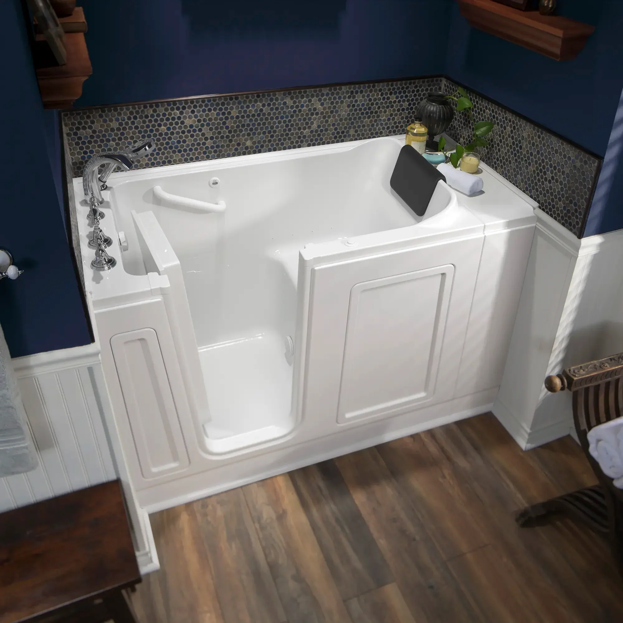 Acrylic Luxury Series 30 x 51 -Inch Walk-in Tub With Air Spa System - Left-Hand Drain With Faucet - Image 16