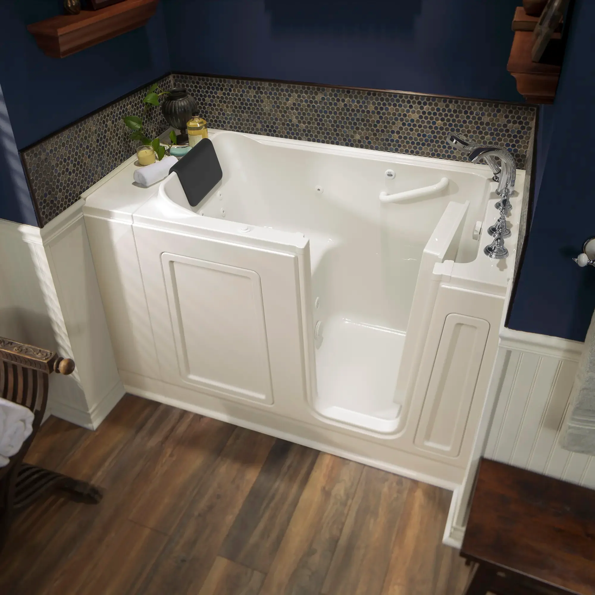 Acrylic Luxury Series 30 x 51 -Inch Walk-in Tub With Whirlpool System - Right-Hand Drain With Faucet - Image 5