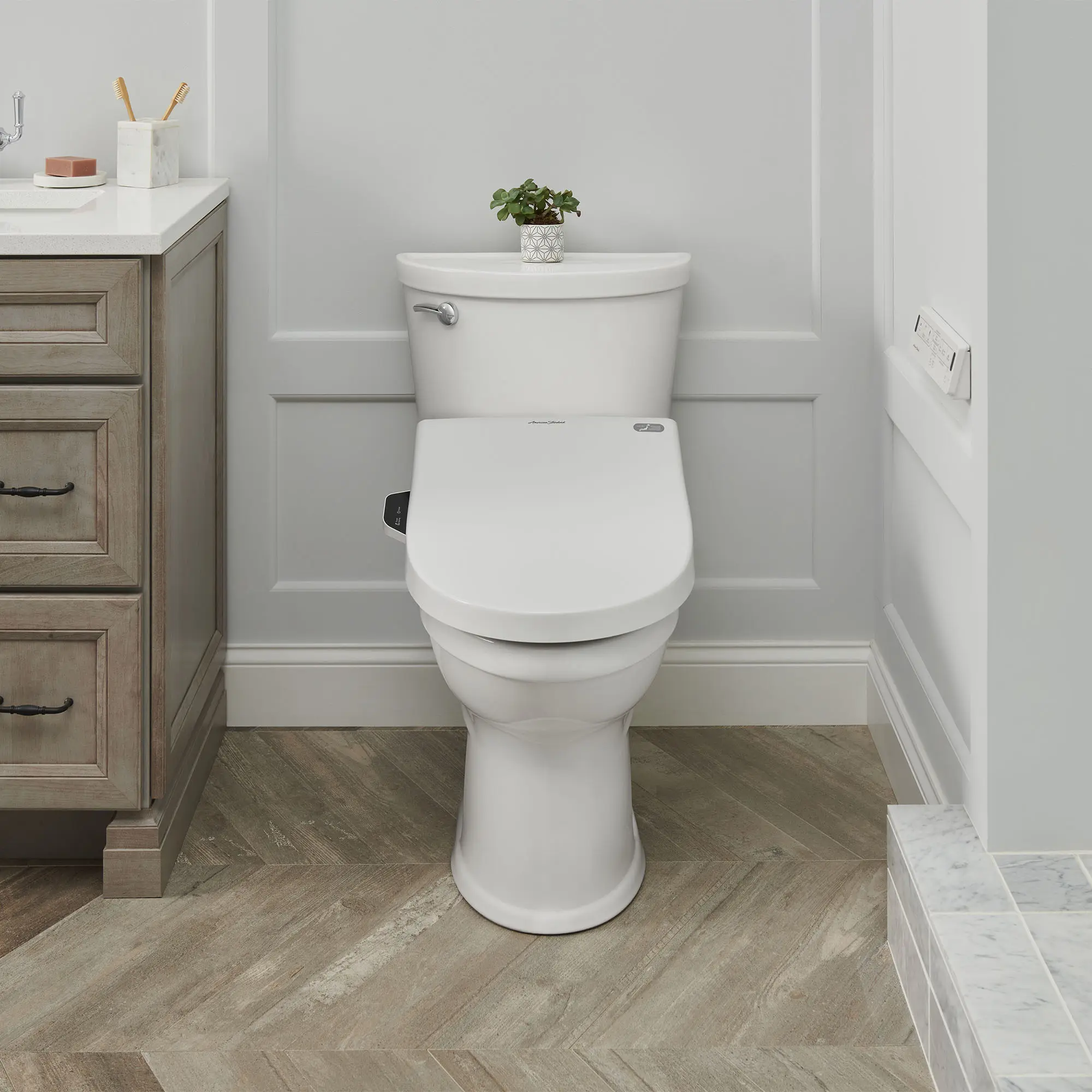 Advanced Clean® 2.0 Electric SpaLet® Bidet Seat With Remote Operation - Image 7