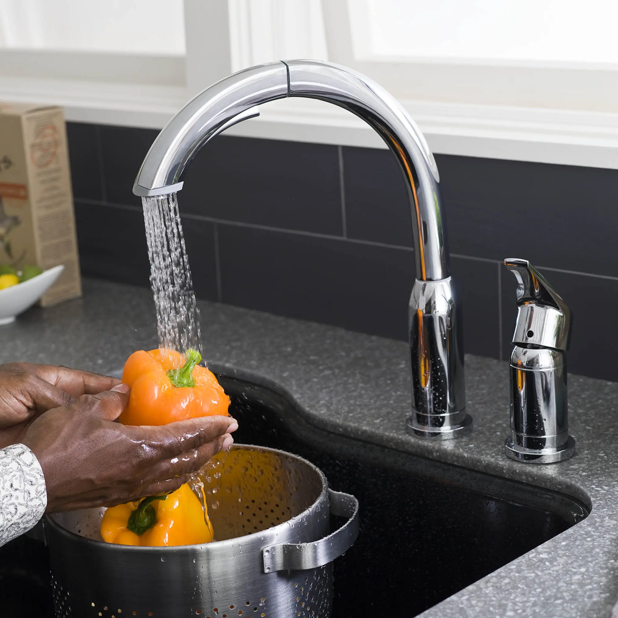 Arch Single Handle Pull Out High-Arc Kitchen Faucet - Image 14