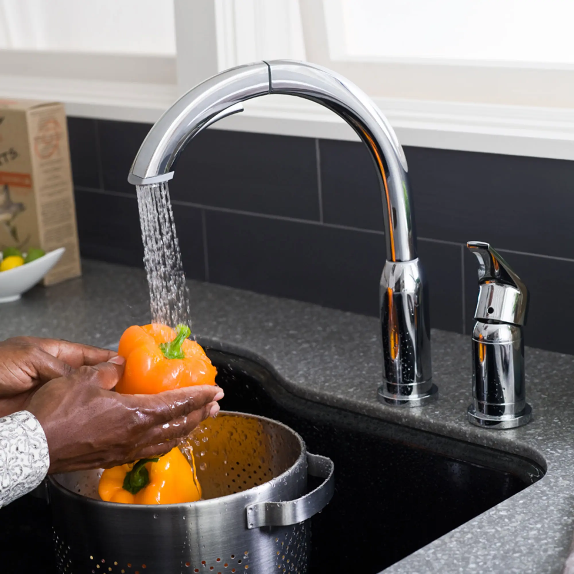 Arch Single Handle Pull Out High-Arc Kitchen Faucet - Image 5