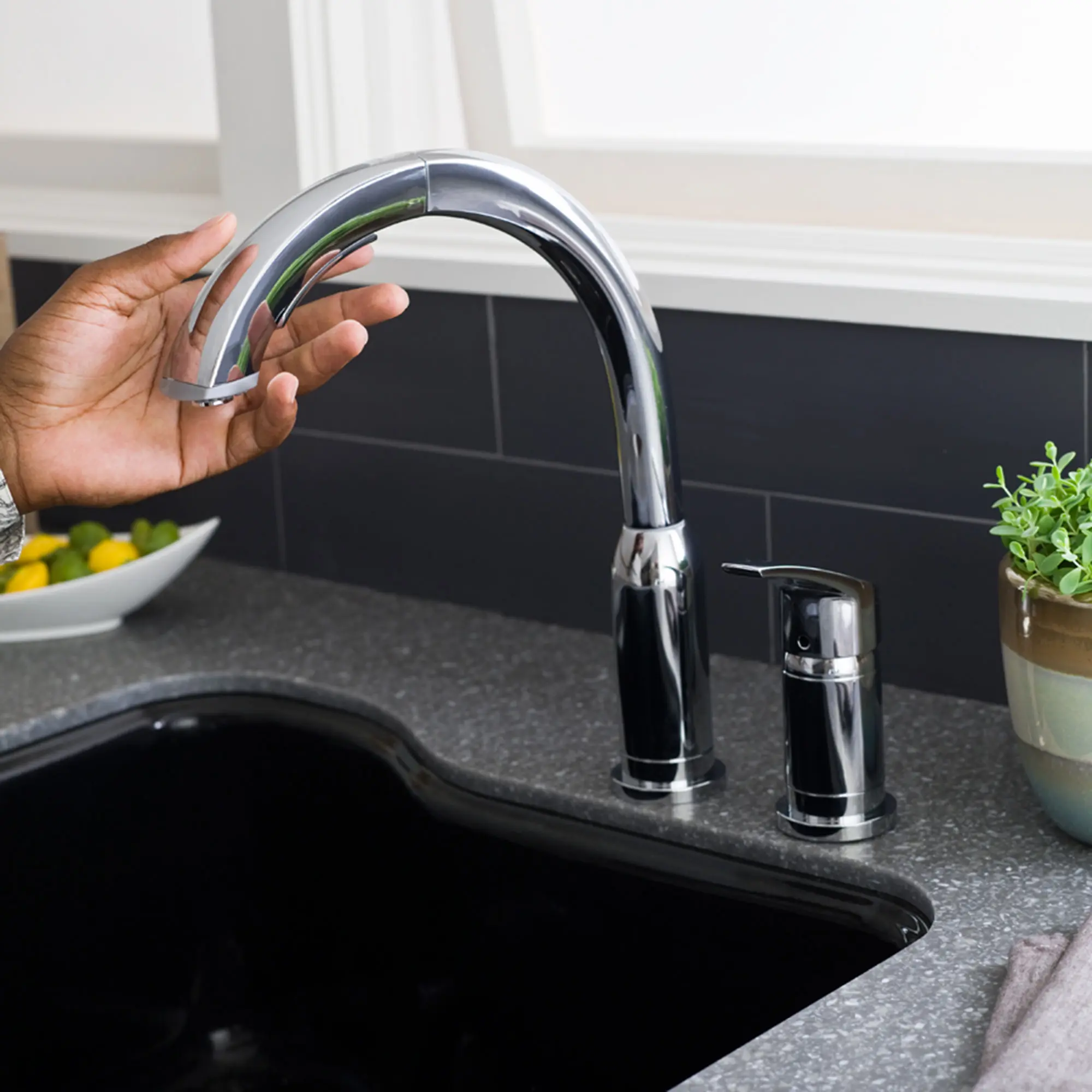 Arch Single Handle Pull Out High-Arc Kitchen Faucet - Image 8