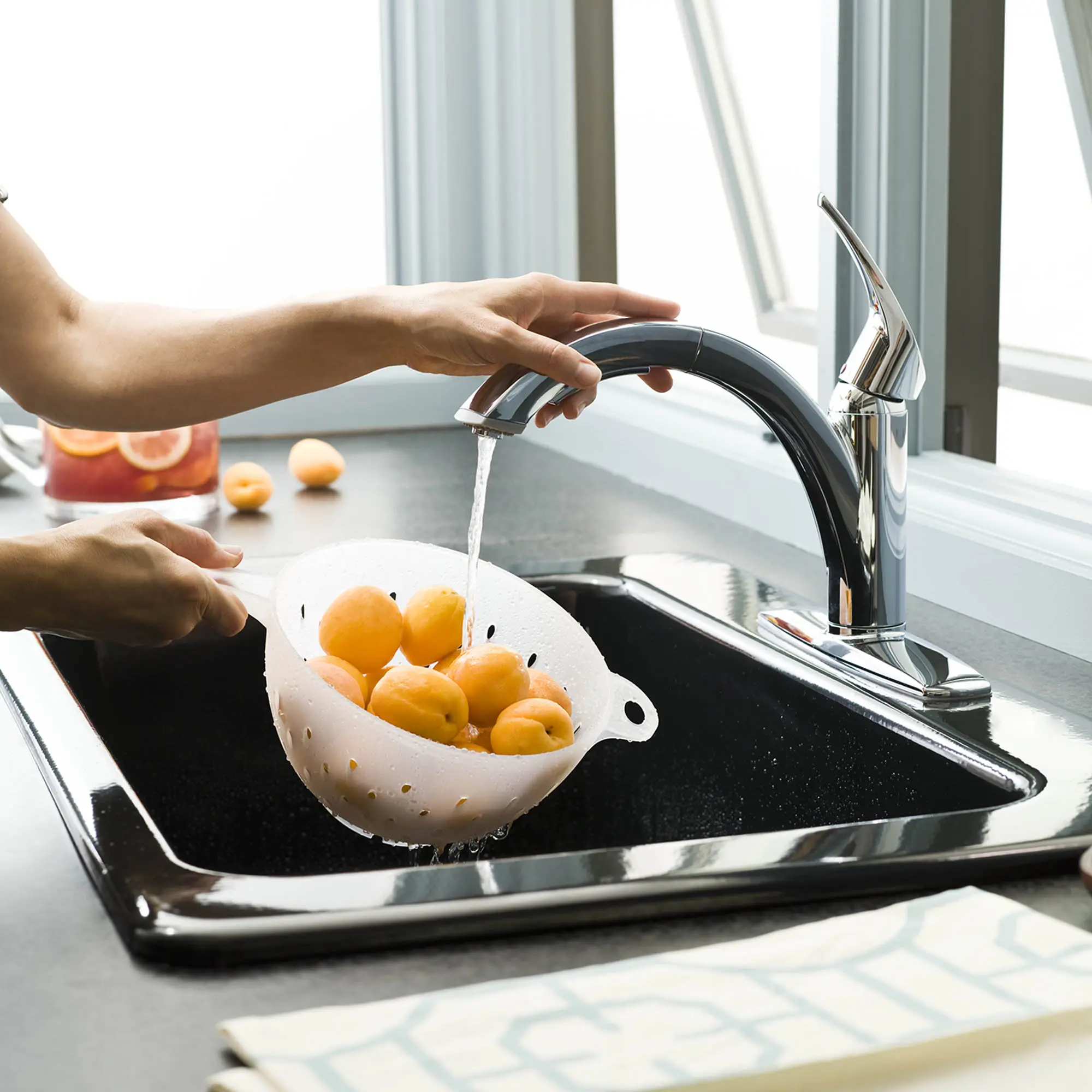 Arch Single Handle Pull Out Kitchen Faucet - Image 6
