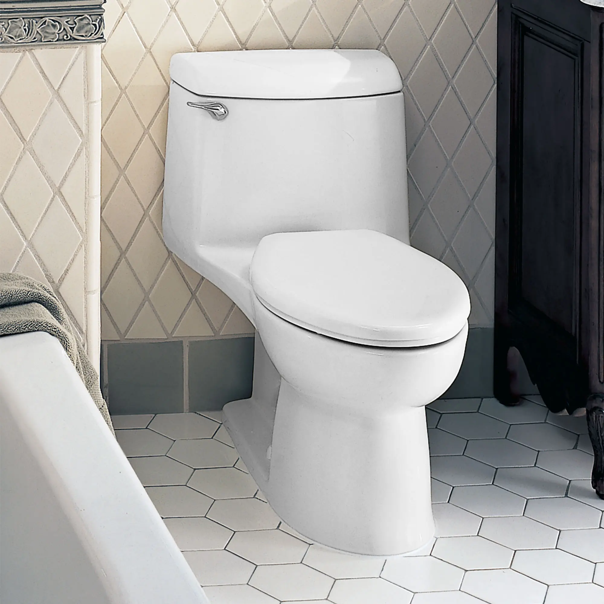 Champion® 4 One-Piece 1.6 gpf/6.0 Lpf Chair Height Elongated Toilet With Seat - Image 29