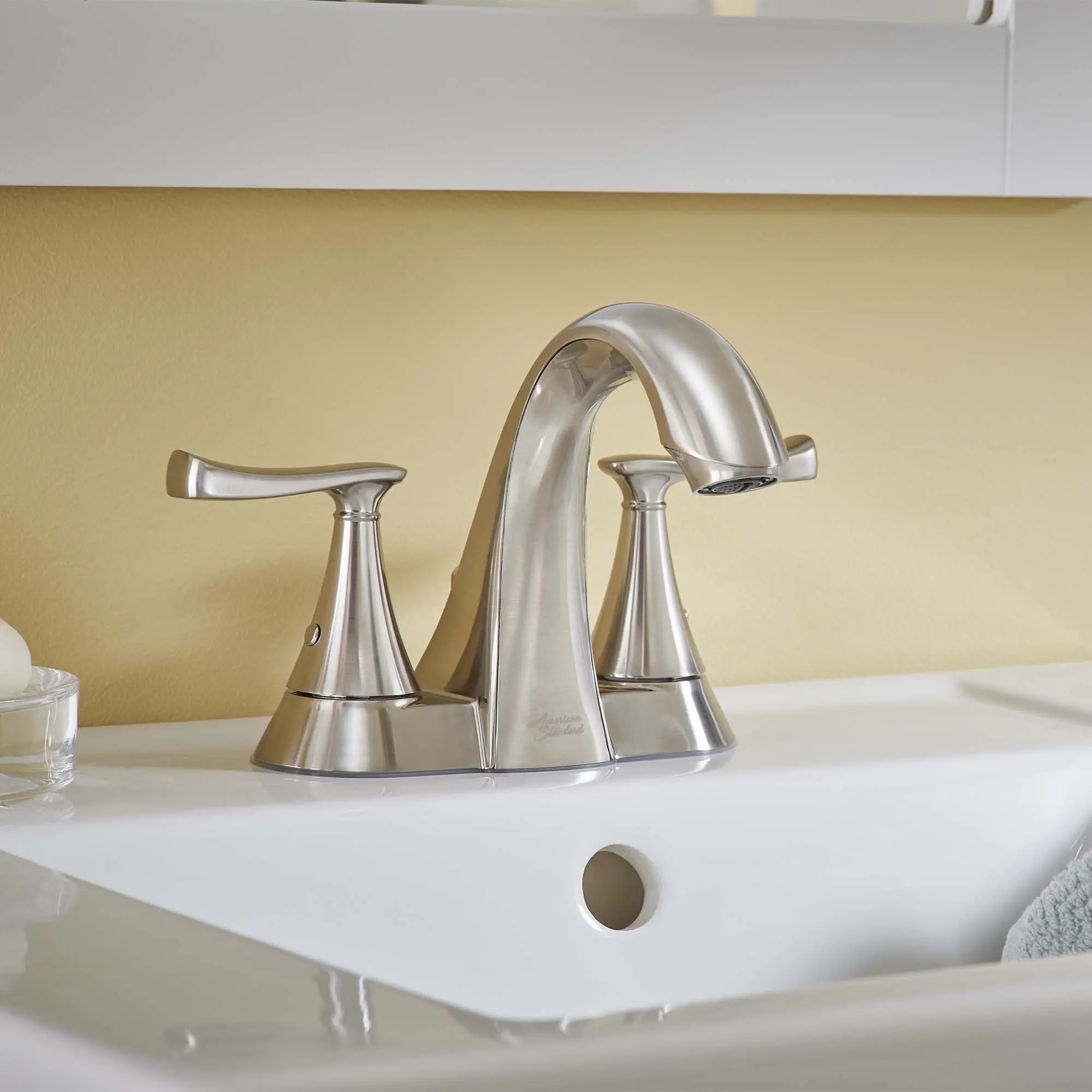 Chatfield® 4-Inch Centerset 2-Handle Bathroom Faucet 1.2 gpm/4.5 L/min With Lever Handles - Image 14