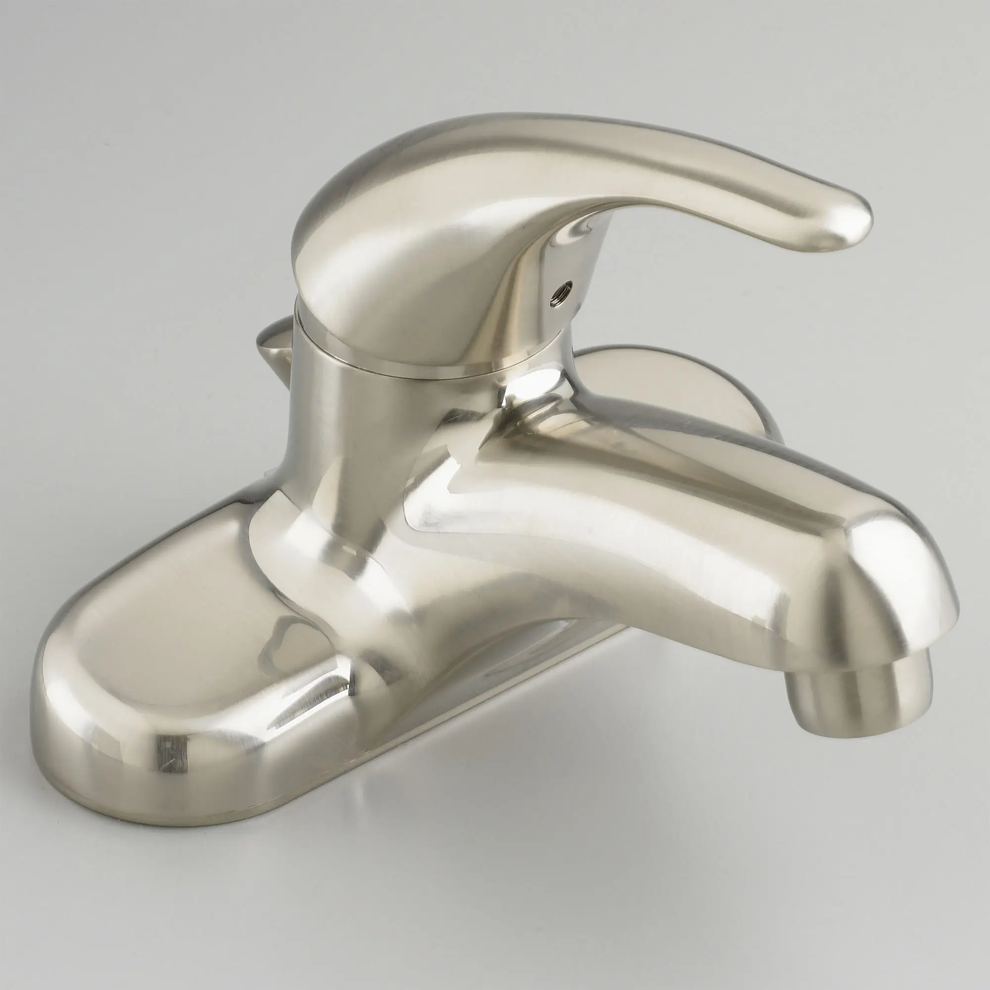 Colony® Soft 4-Inch Centerset Single-Handle Bathroom Faucet 1.2 gpm/4.5 L/min With Lever Handle - Image 4