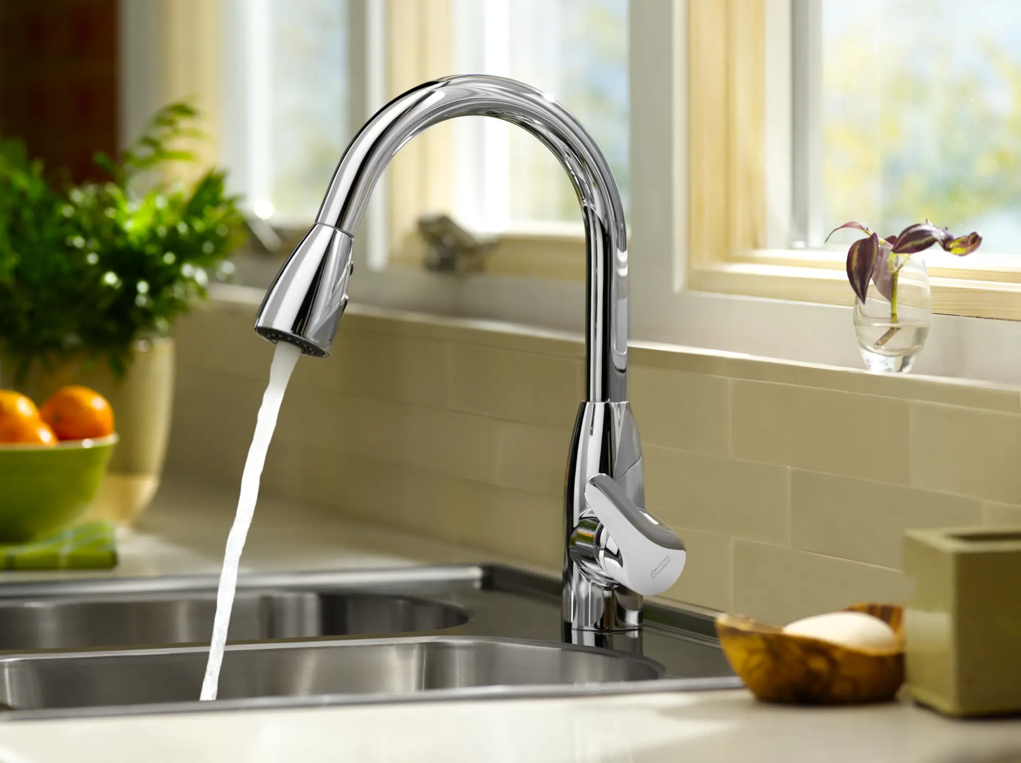 Colony® Soft Single-Handle Pull-Down Dual-Spray Kitchen Faucet 2.2 gpm/8.3 L/min - Image 11