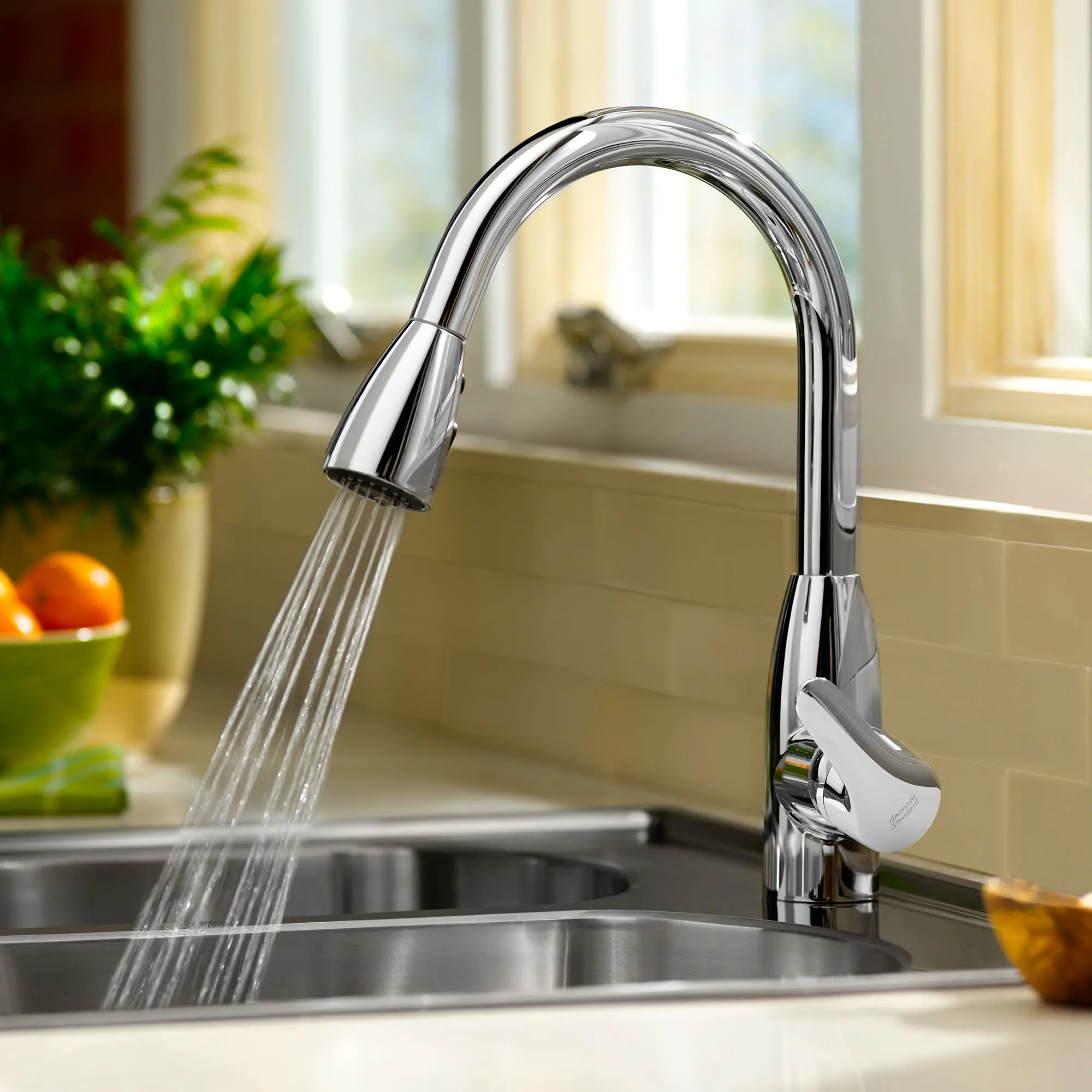 Colony® Soft Single-Handle Pull-Down Dual-Spray Kitchen Faucet 2.2 gpm/8.3 L/min - Image 7