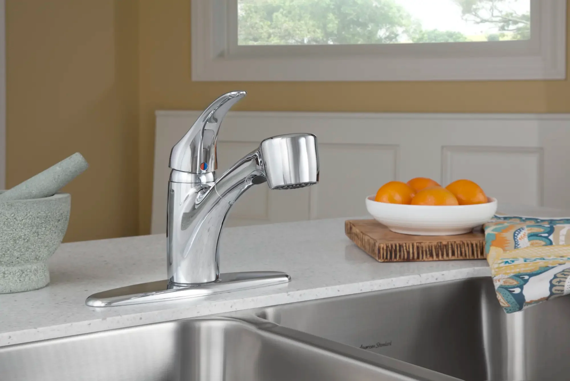 Edgemere 1-Handle Pull-Out Kitchen Faucet - Image 4