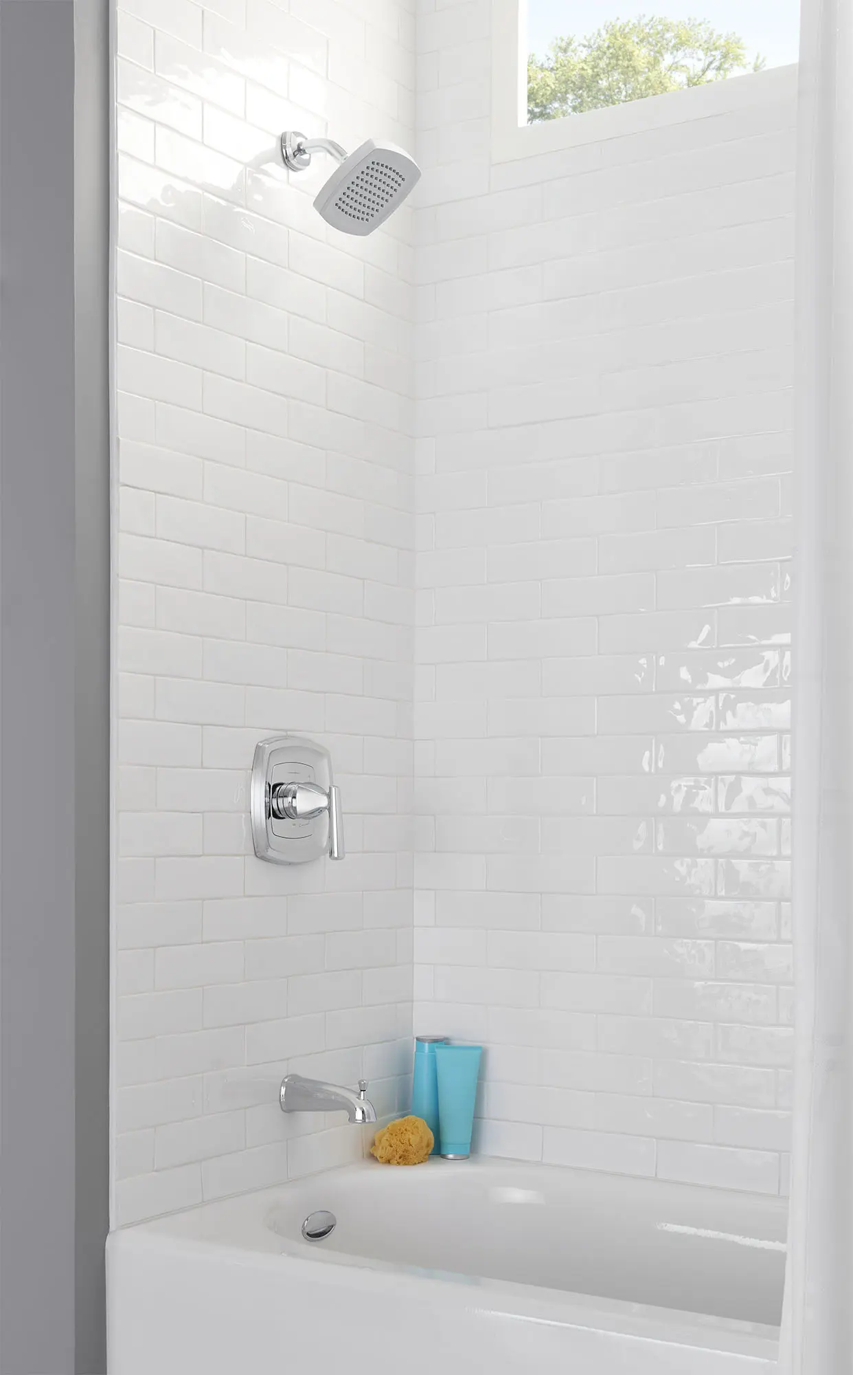 Edgemere® 2.5 gpm/9.5 L/min Tub and Shower Trim Kit With Showerhead, Double Ceramic Pressure Balance Cartridge With Lever Handle - Image 5