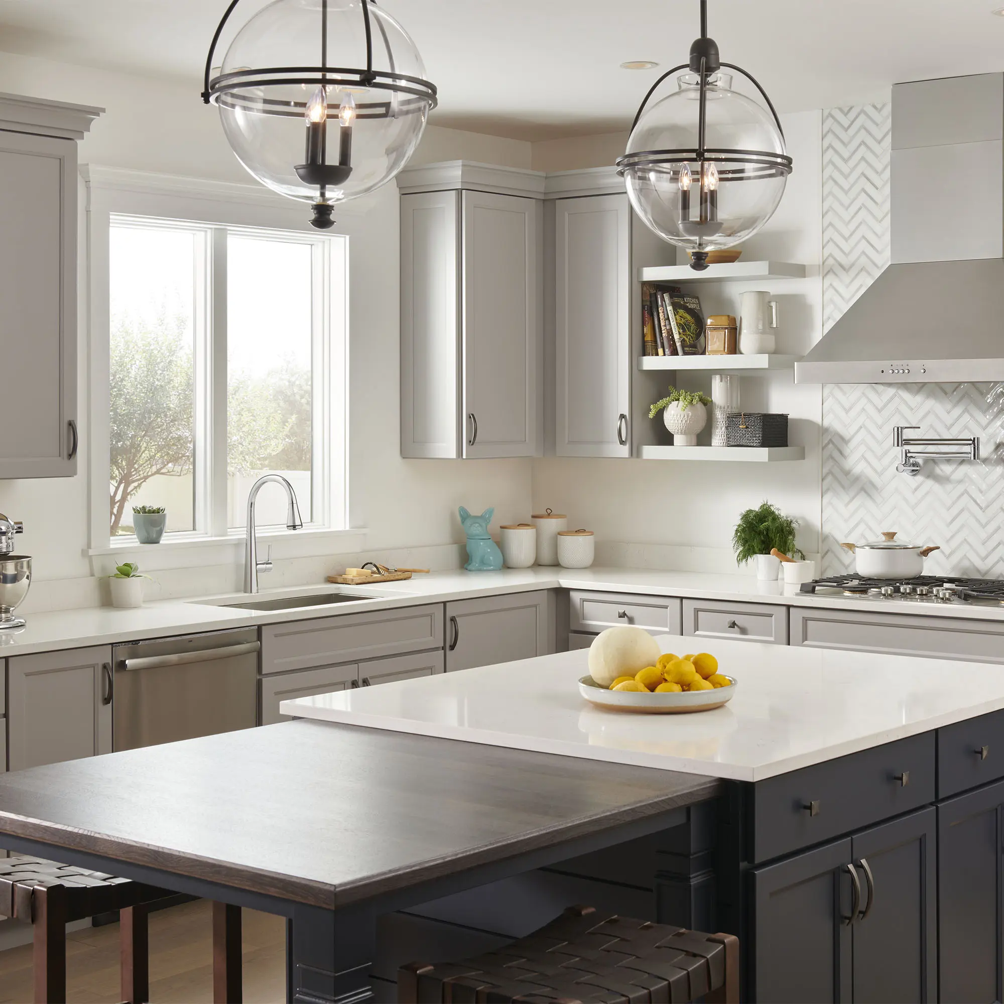 Edgewater® Single-Handle Pull-Down Multi Spray Kitchen Faucet 1.8 gpm/6.8 L/min - Image 13
