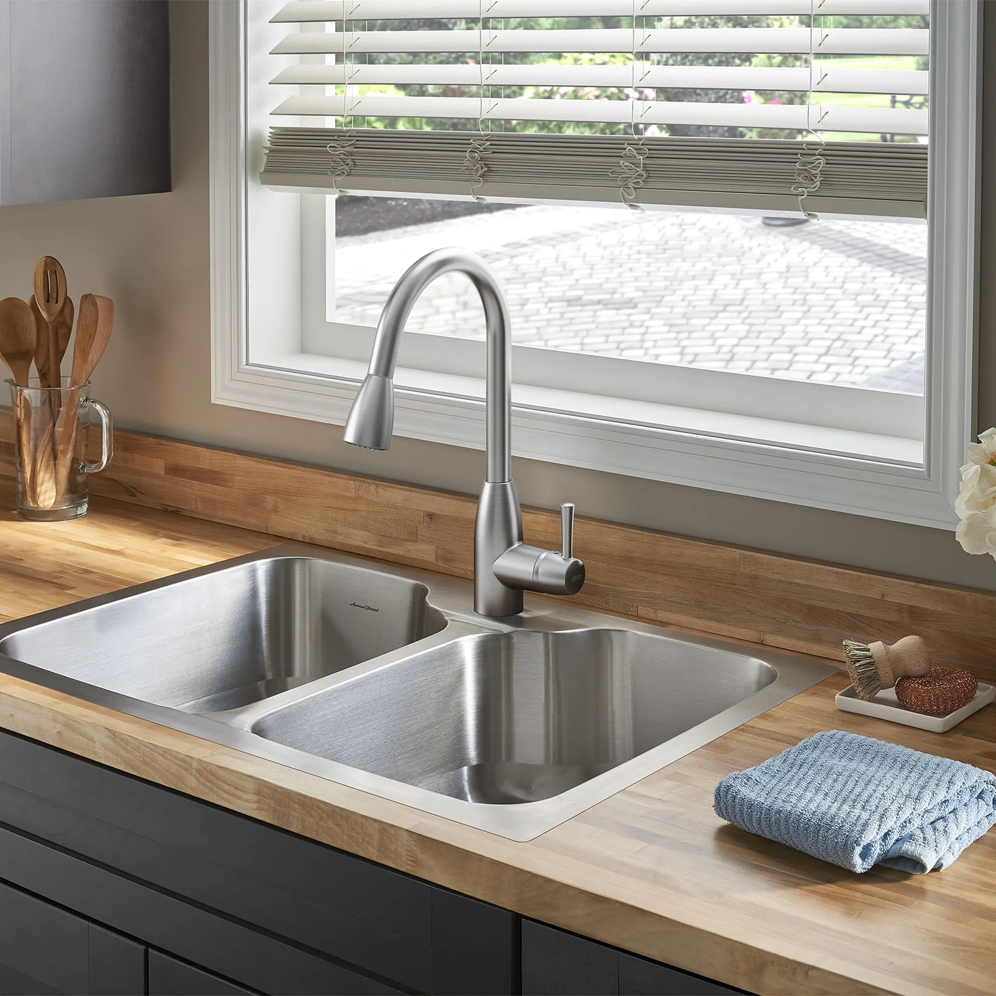 Fairacres® 33 x 22-Inch Stainless Steel 1-Hole Dual Mount Double Bowl Kitchen Sink with Pull-Down Faucet - Image 6