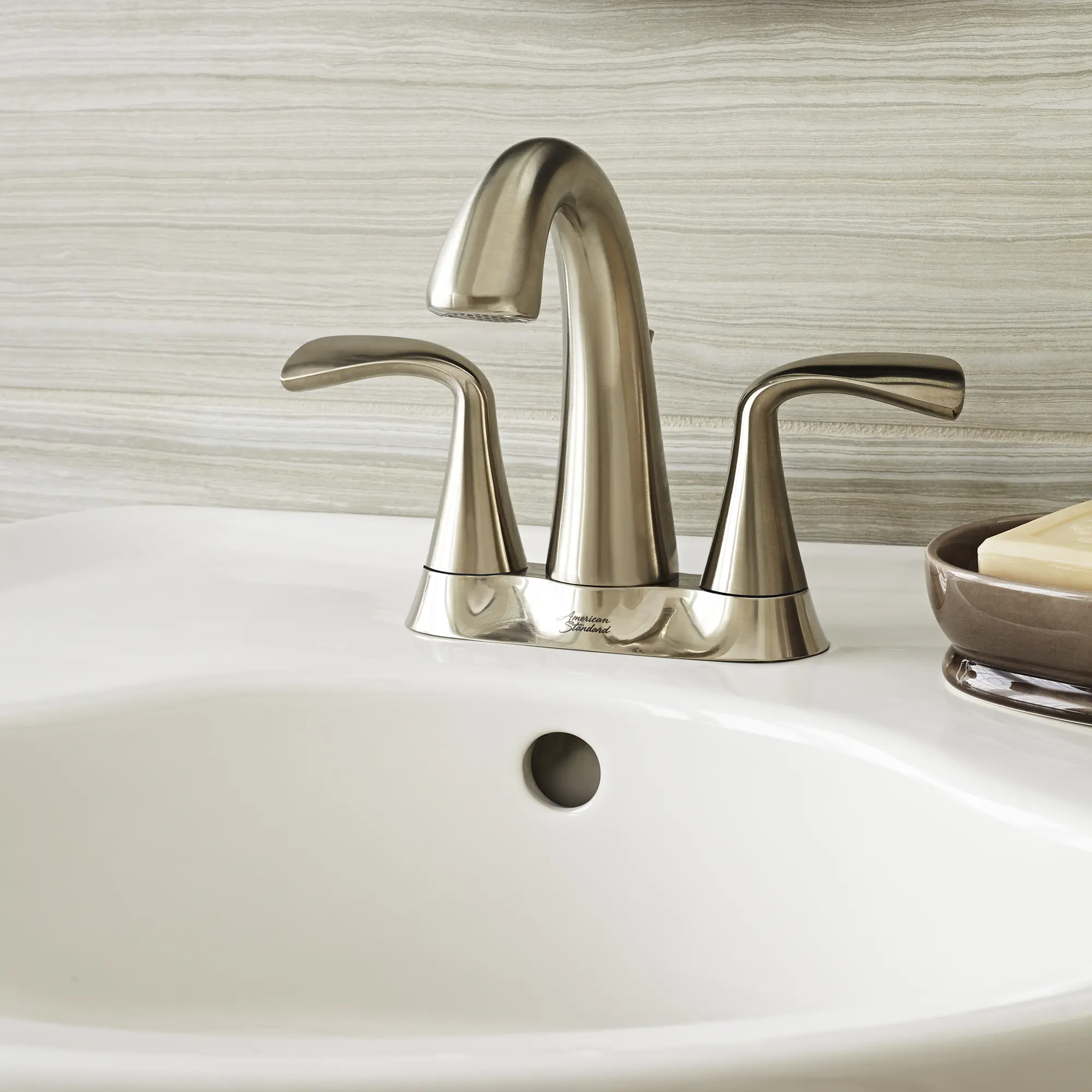 Fluent® 4-Inch Centerset 2-Handle Bathroom Faucet 1.2 gpm/4.5 L/min With Lever Handles - Image 3