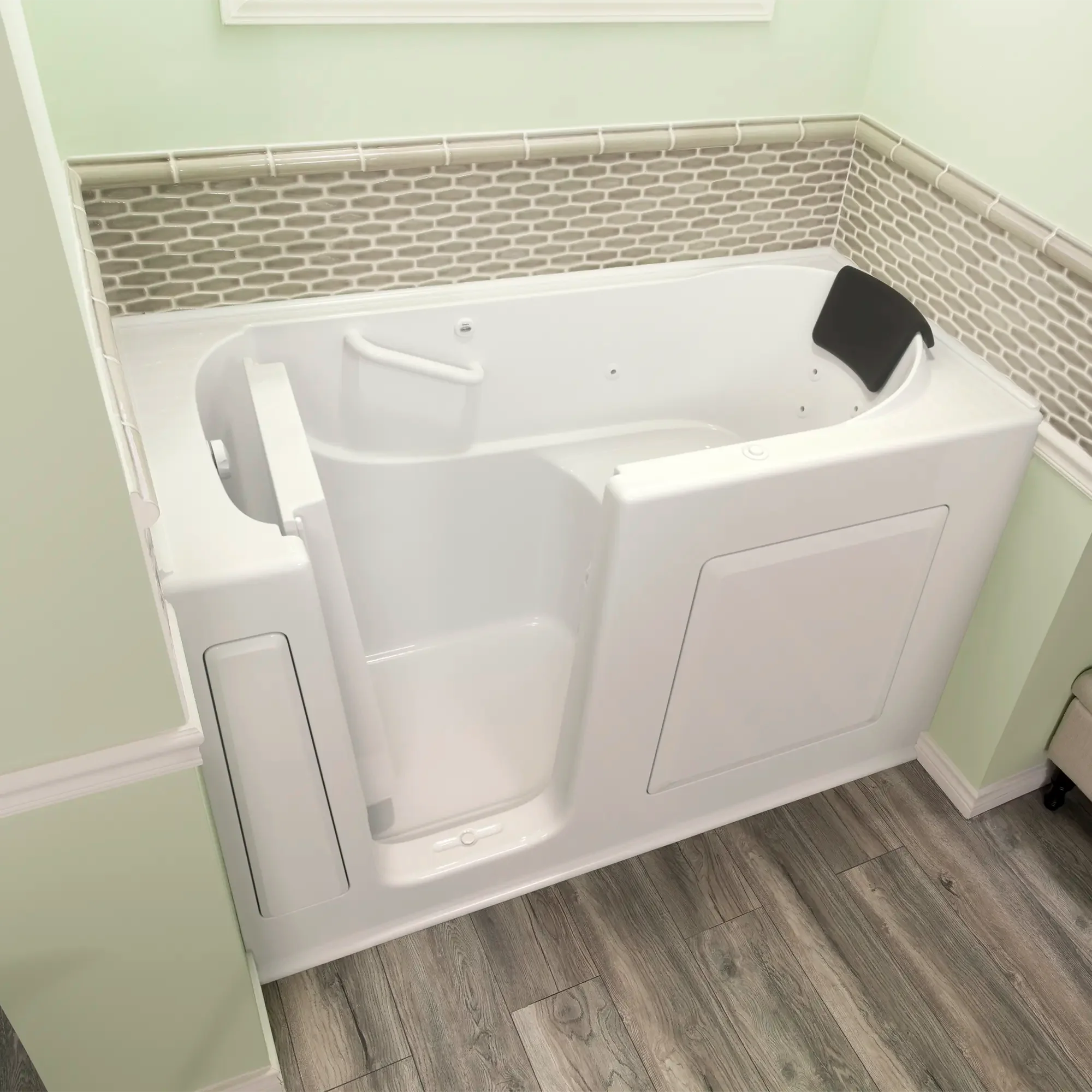 Gelcoat Premium Series 30 x 60 -Inch Walk-in Tub With Whirlpool System - Left-Hand Drain - Image 7