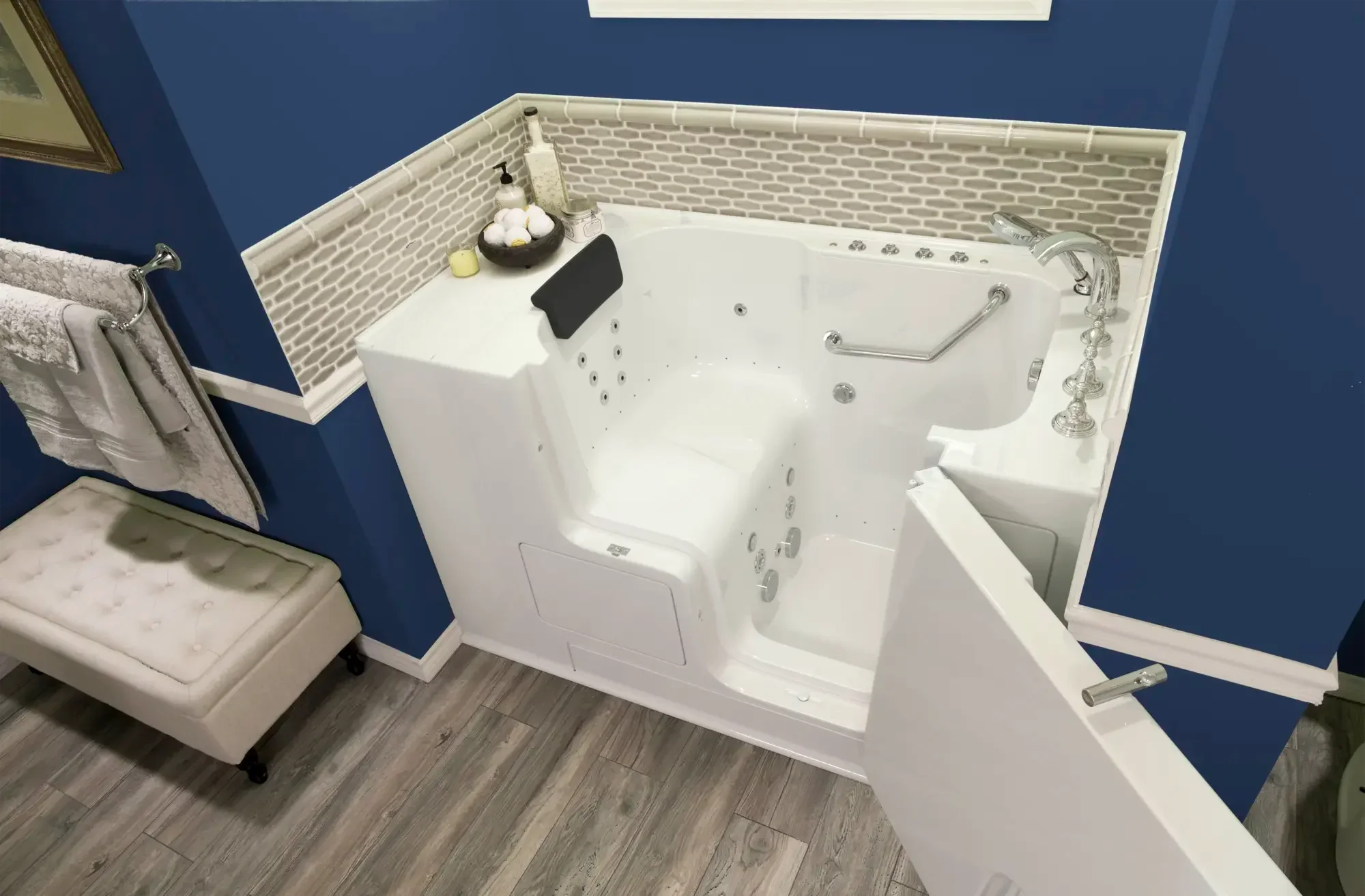 Gelcoat Premium Series 32 x 52 -Inch Walk-in Tub With Combination Air Spa and Whirlpool Systems - Right-Hand Drain With Faucet - Image 3