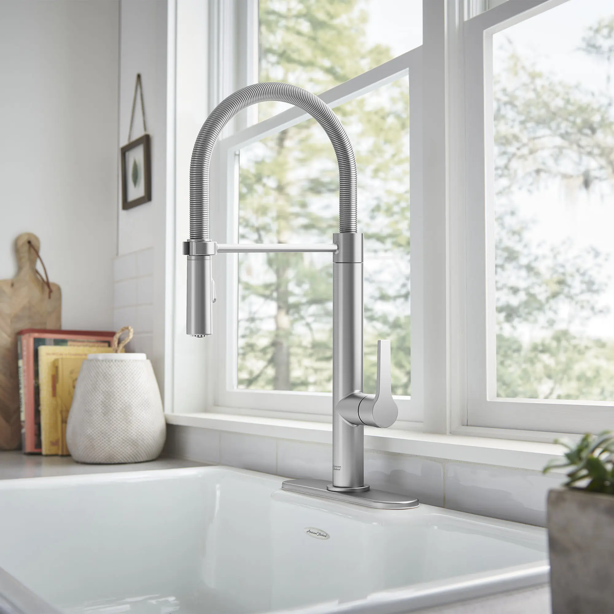 Grayson Semi-Professional Single-Handle Kitchen Faucet - Image 57