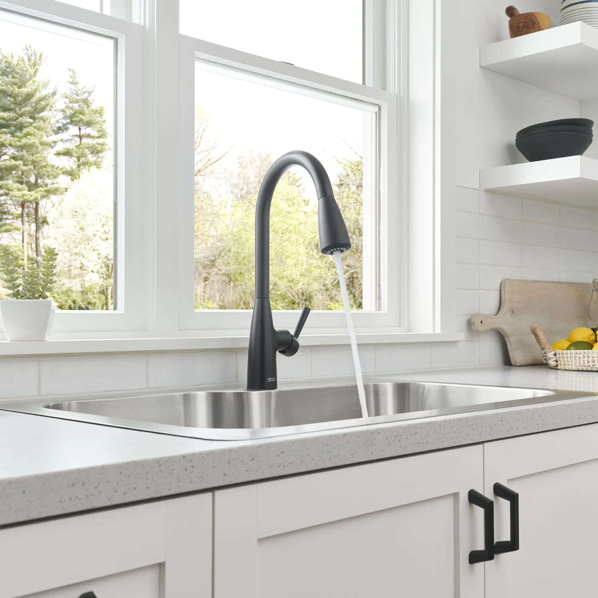 Hillsdale Single-Handle Pull-Down Dual Spray Kitchen Faucet - Image 39