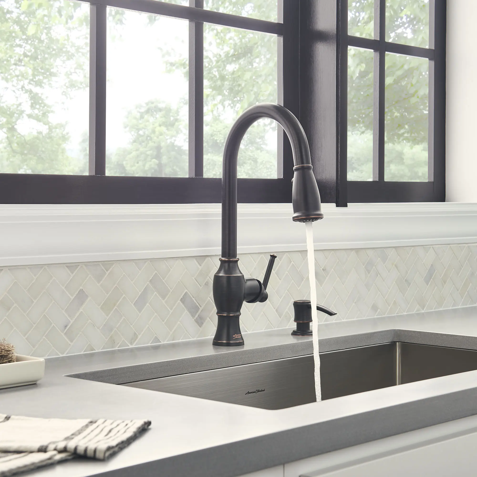 Marchand® Single Control Pull-Down Kitchen Faucet - Image 12