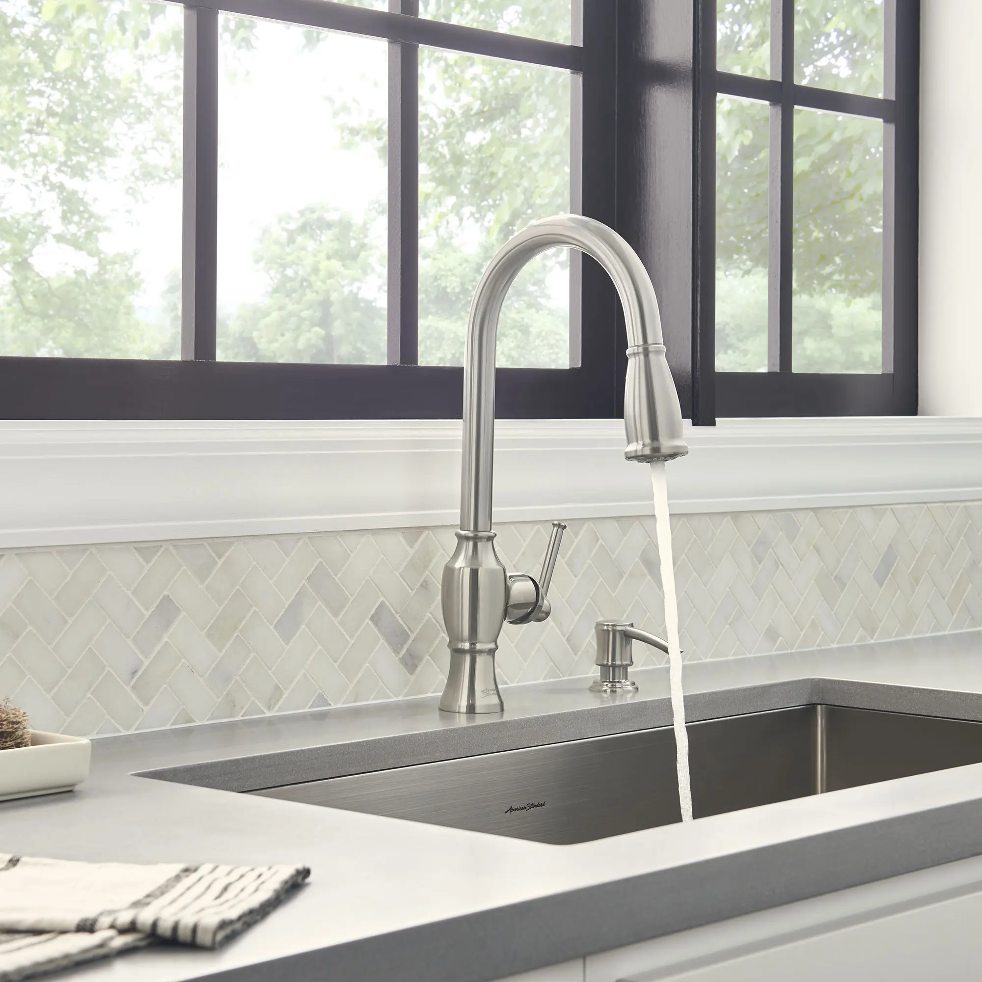 Marchand® Single Control Pull-Down Kitchen Faucet - Image 33
