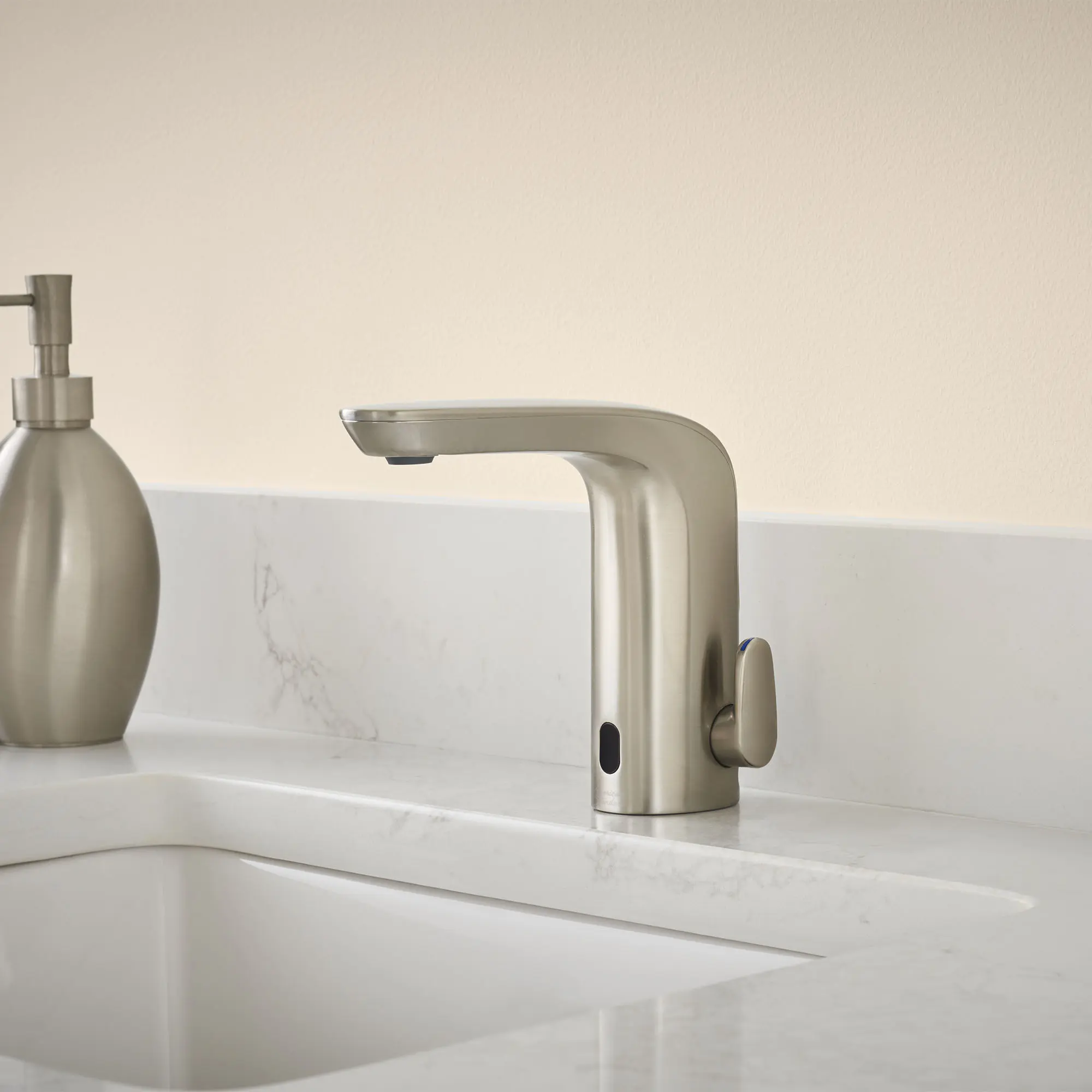 NextGen Selectronic® Touchless Faucet, Battery-Powered With SmarTherm Safety Shut-Off + ADM, 0.35 gpm/1.3 Lpm - Image 11