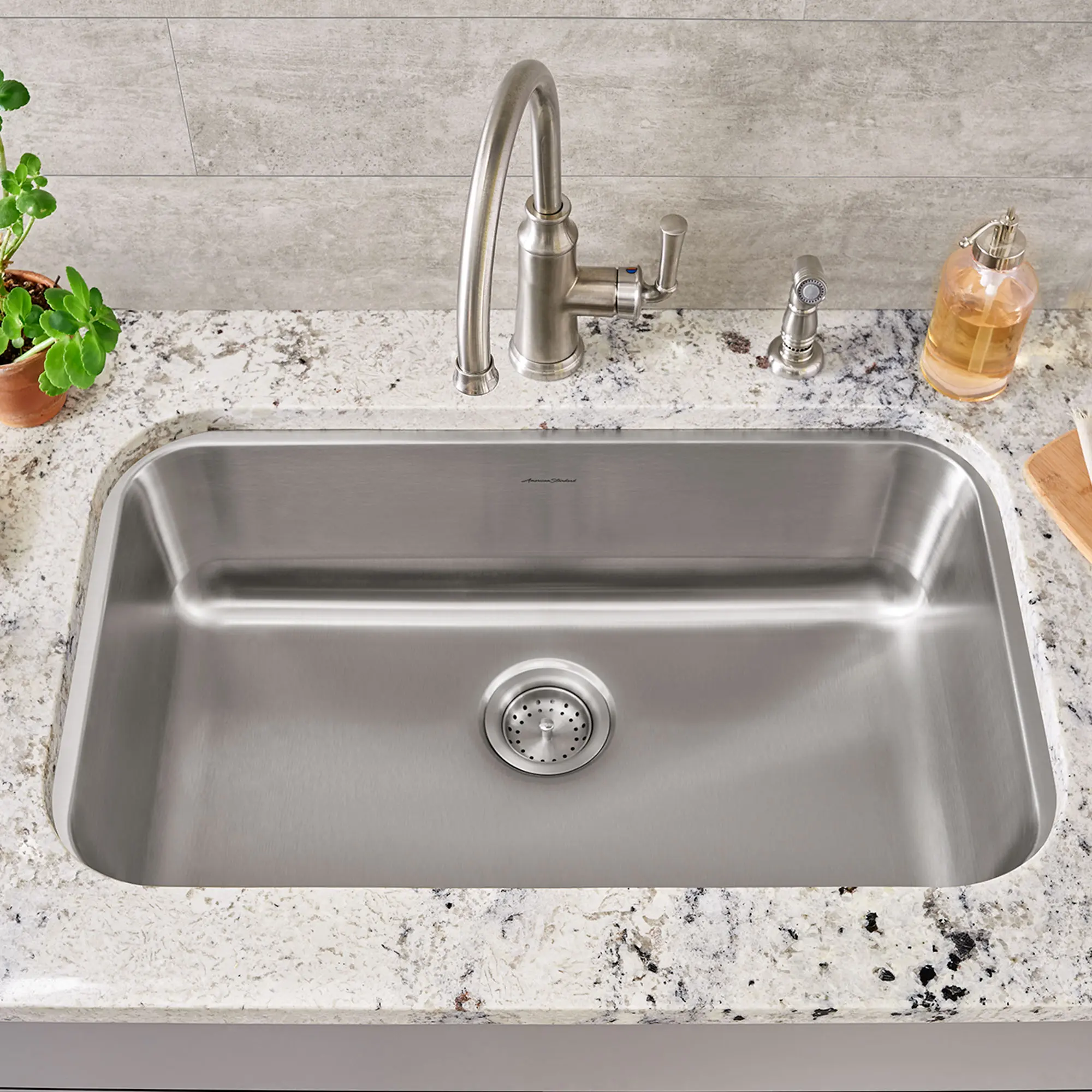 Portsmouth® 30 x 18-Inch Stainless Steel Undermount Single-Bowl Kitchen Sink - Image 2