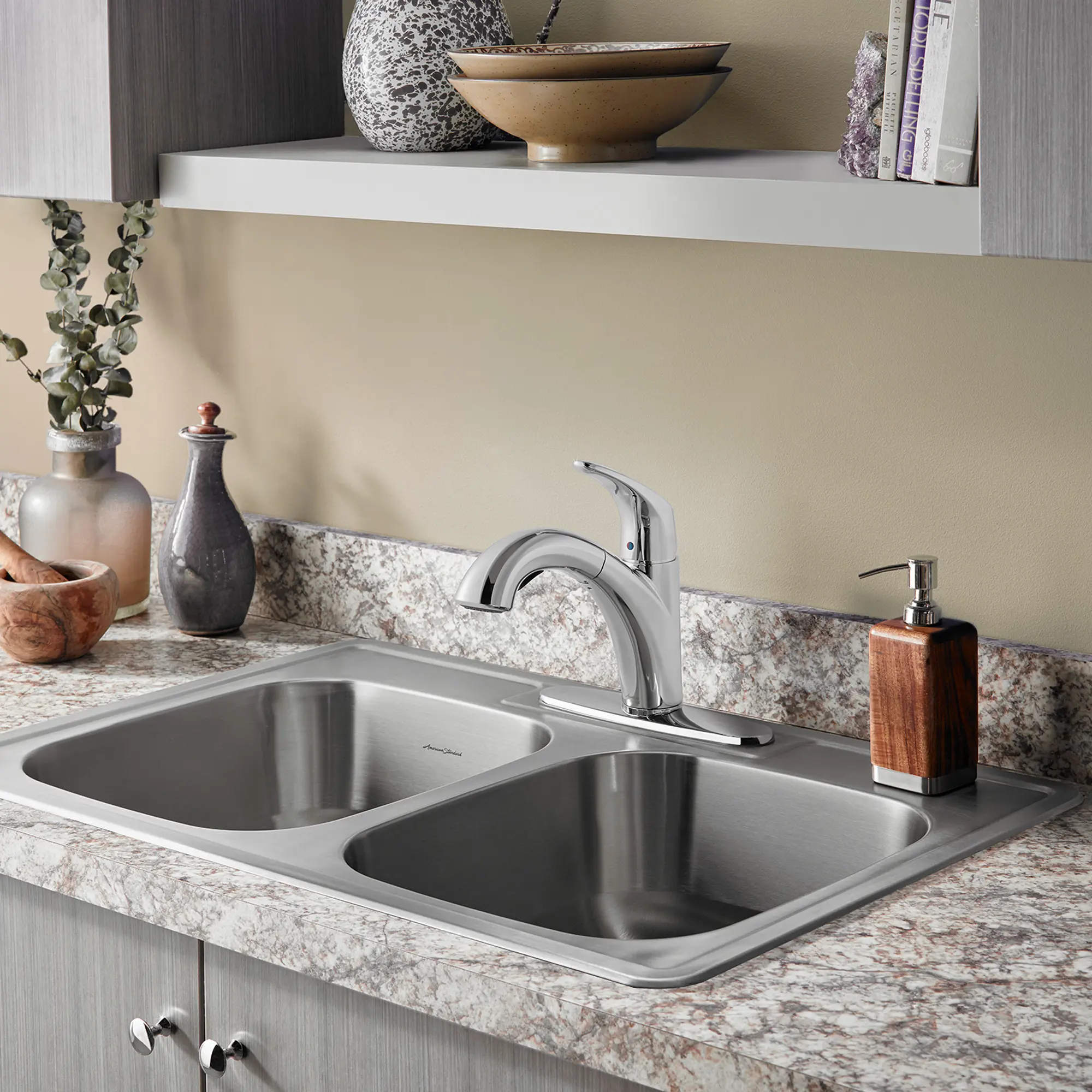 Quince® Single-Handle Pull-Out Dual-Spray Kitchen Faucet 2.2 gpm/8.3 L/min - Image 10