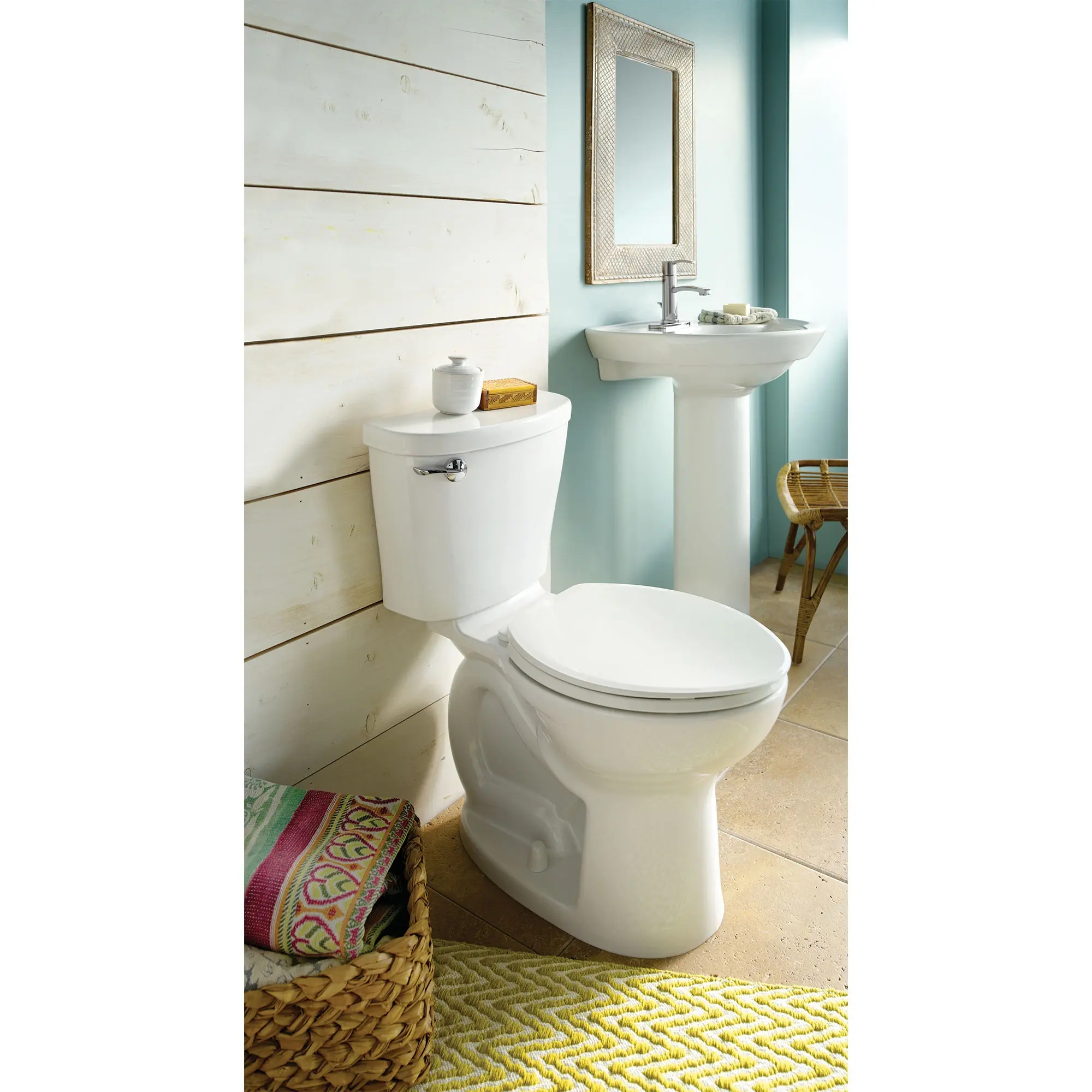 Saver 1.28 GPF/4.8 LPF Left Trip Lever 16-1/2-in. Elongated-Front Toilet with Seat