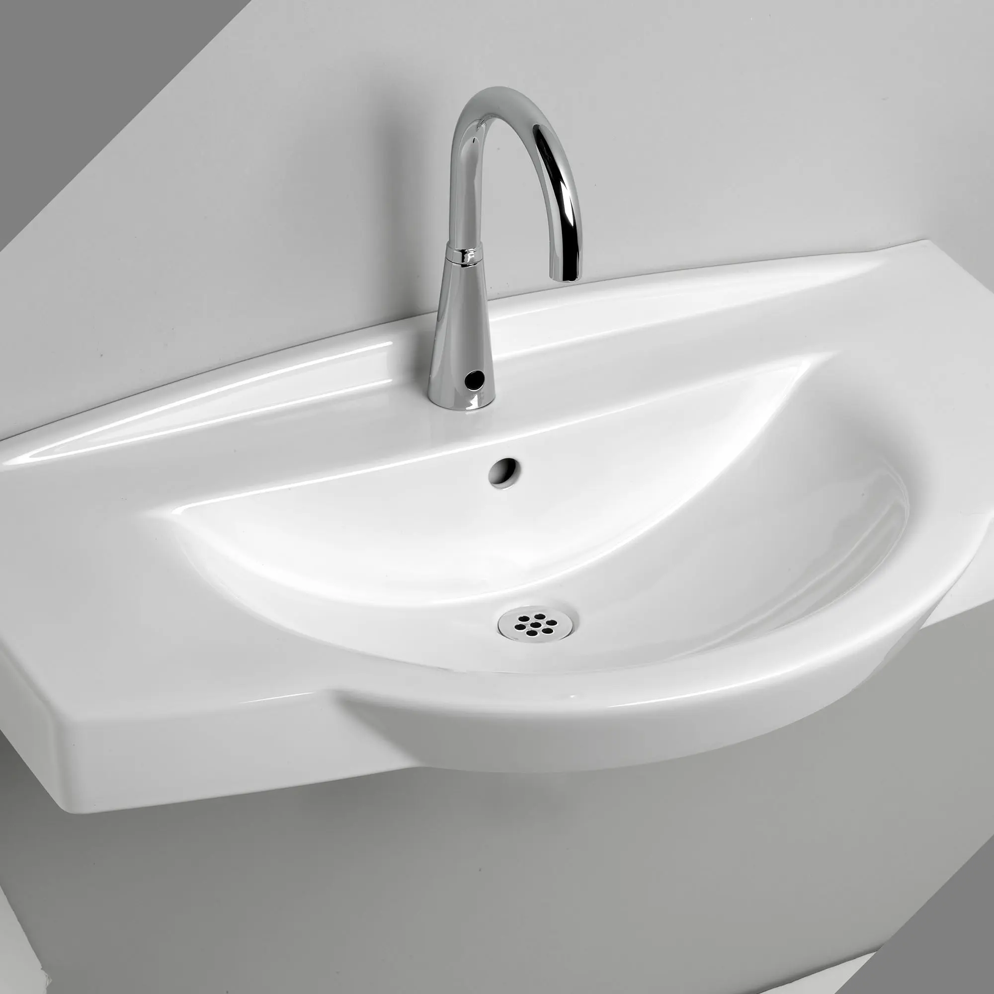 Selectronic® Gooseneck Touchless Faucet, Battery-Powered, 0.5 gpm/1.9 Lpm - Image 5