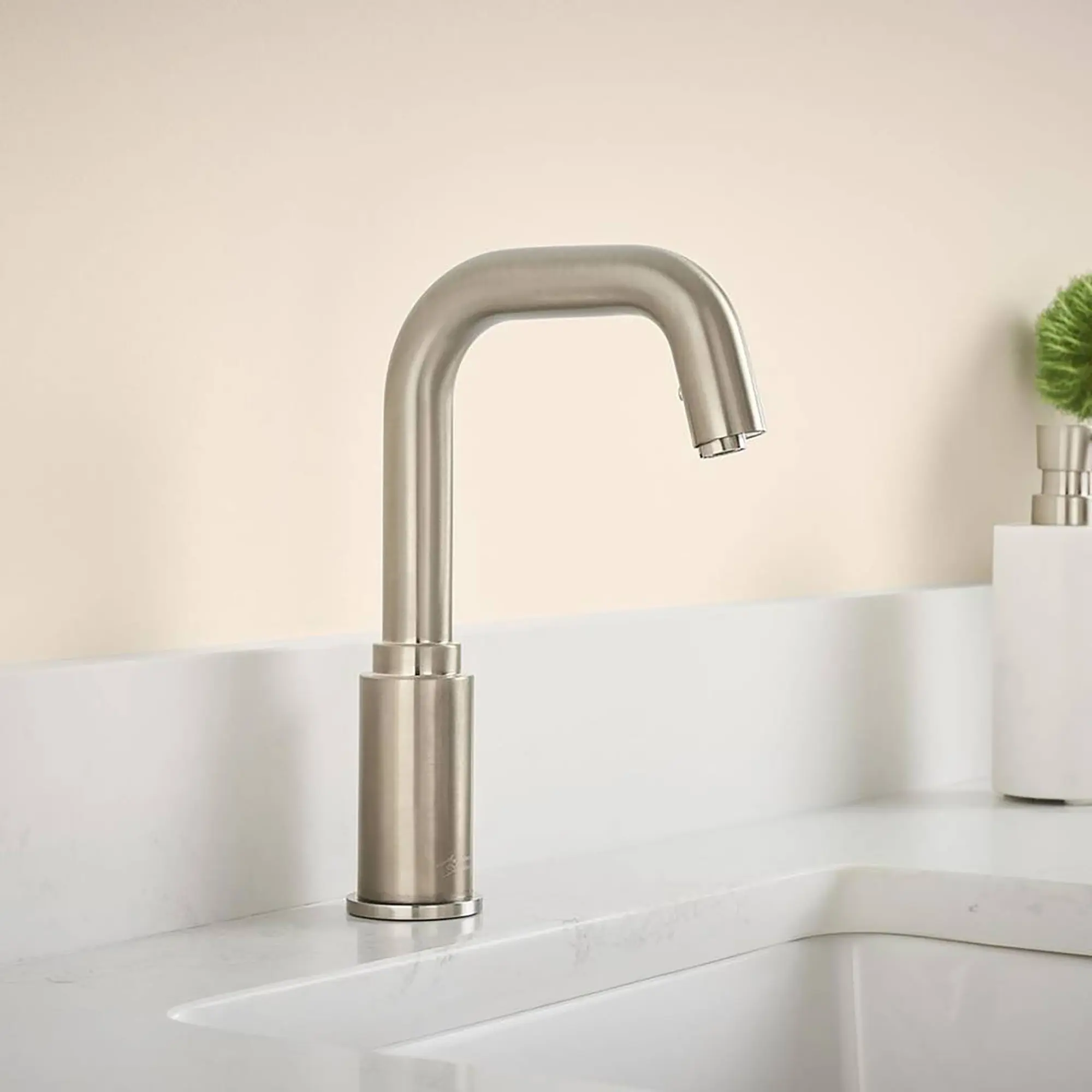 Serin® Touchless Faucet, Base Model, 0.35 gpm/1.3 Lpm - Image 8