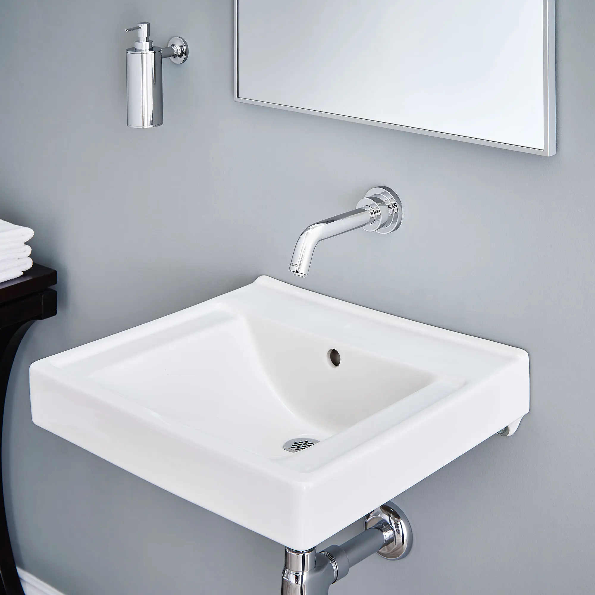 Serin® Touchless Wall-Mount Trim, Battery-Powered, 0.5 gpm/1.9 Lpm - Image 7