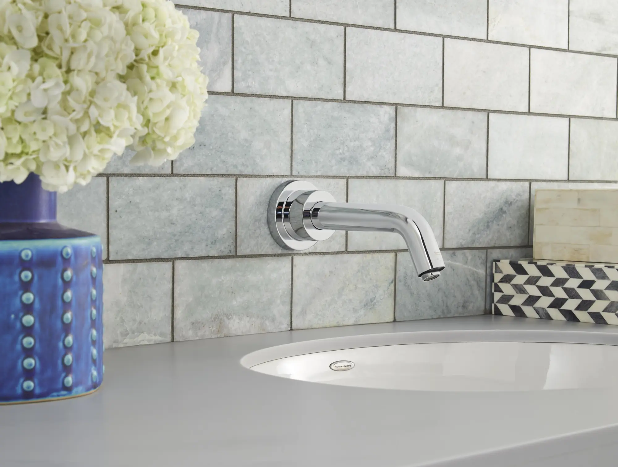 Serin® Touchless Wall-Mount Trim, Battery-Powered, 0.5 gpm/1.9 Lpm - Image 8