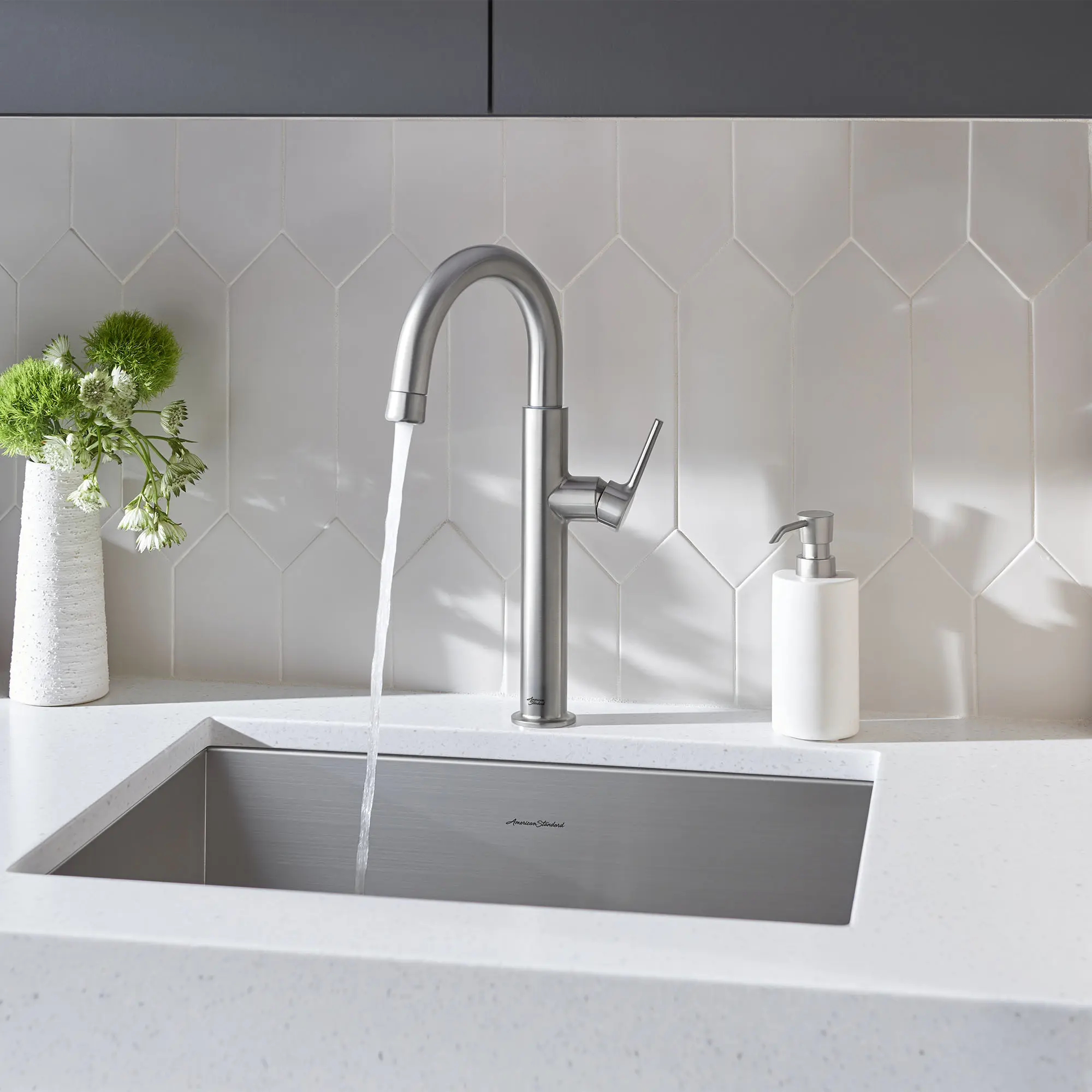 Studio® S Pull-Down Bar Faucet 1.5 gpm/5.7 L/min - Image 25