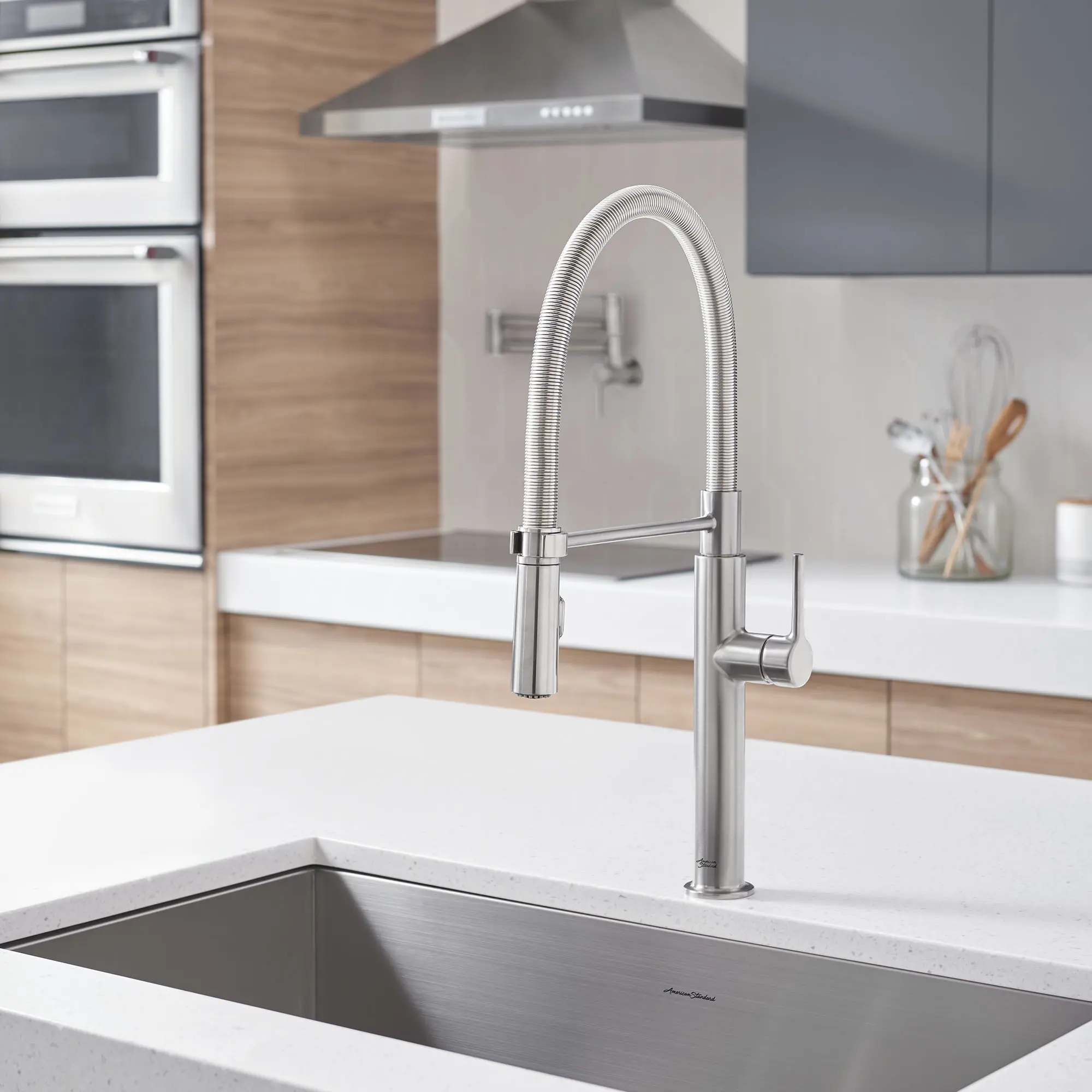 Studio® S Semi-Pro Pull-Down Dual Spray Kitchen Faucet With Spring Spout - Image 14