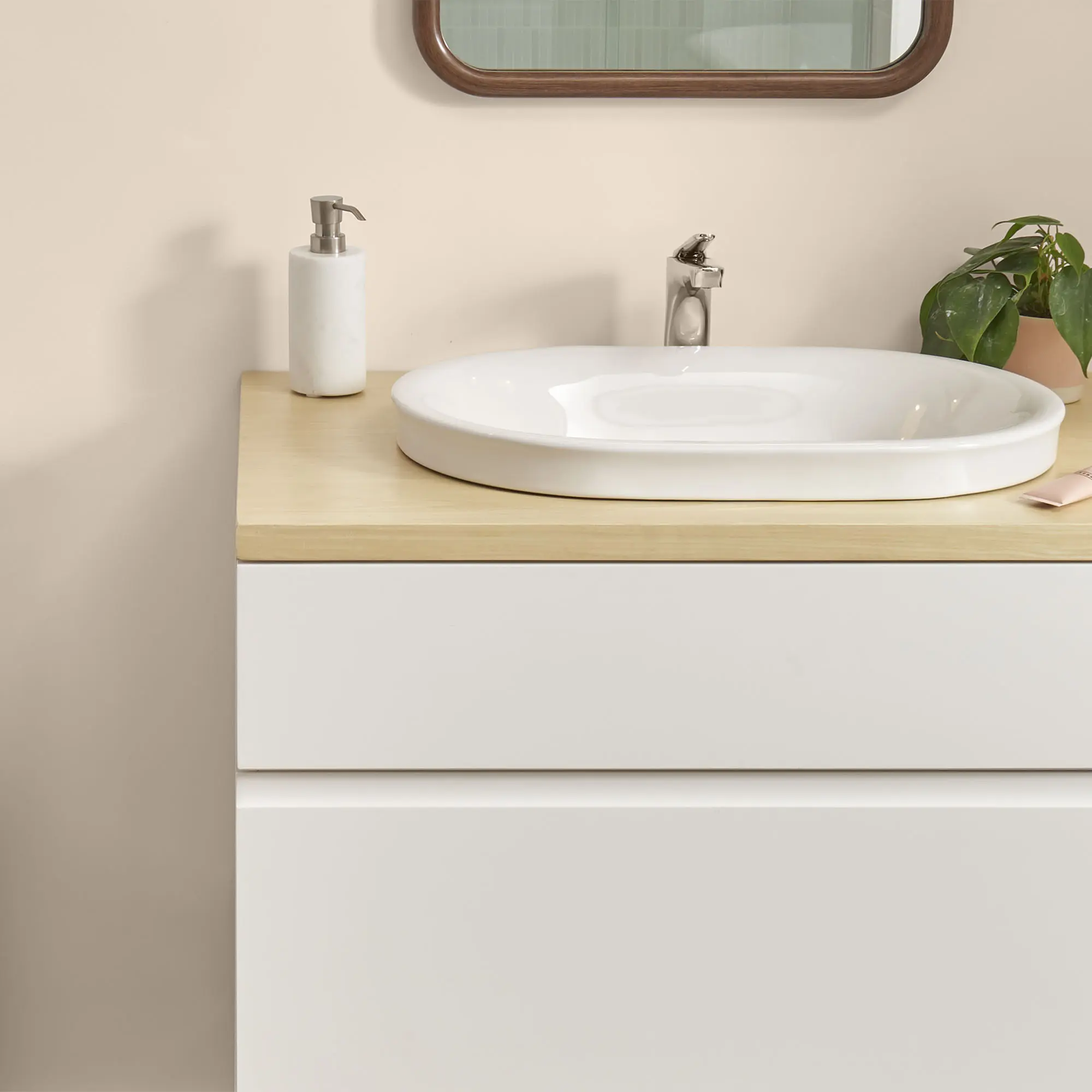 Studio® S Single Hole Single-Handle Bathroom Faucet 1.2 gpm/ 4.5 L/min With Lever Handle - Image 25