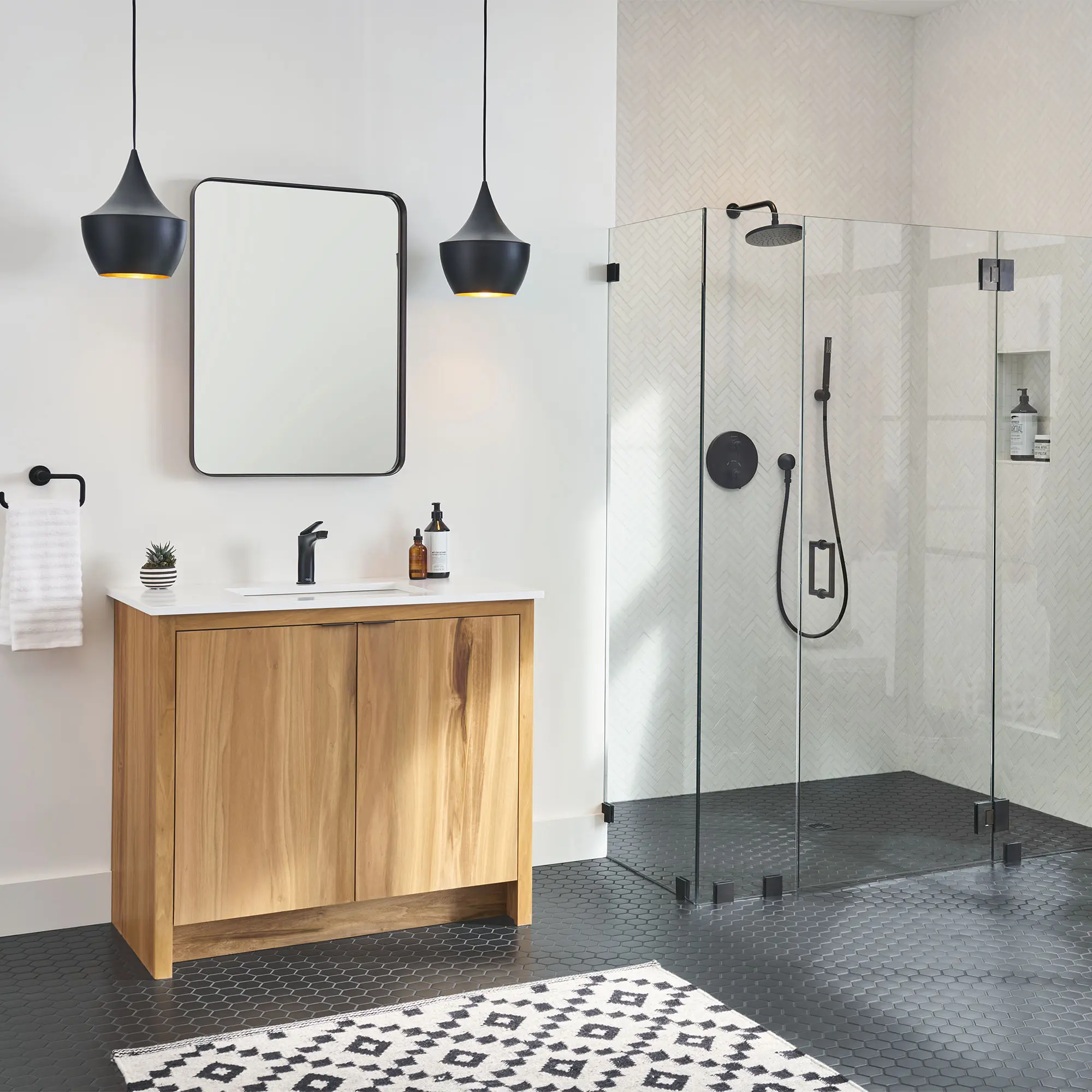Studio® S Single Hole Single-Handle Bathroom Faucet 1.2 gpm/ 4.5 L/min With Lever Handle - Image 4