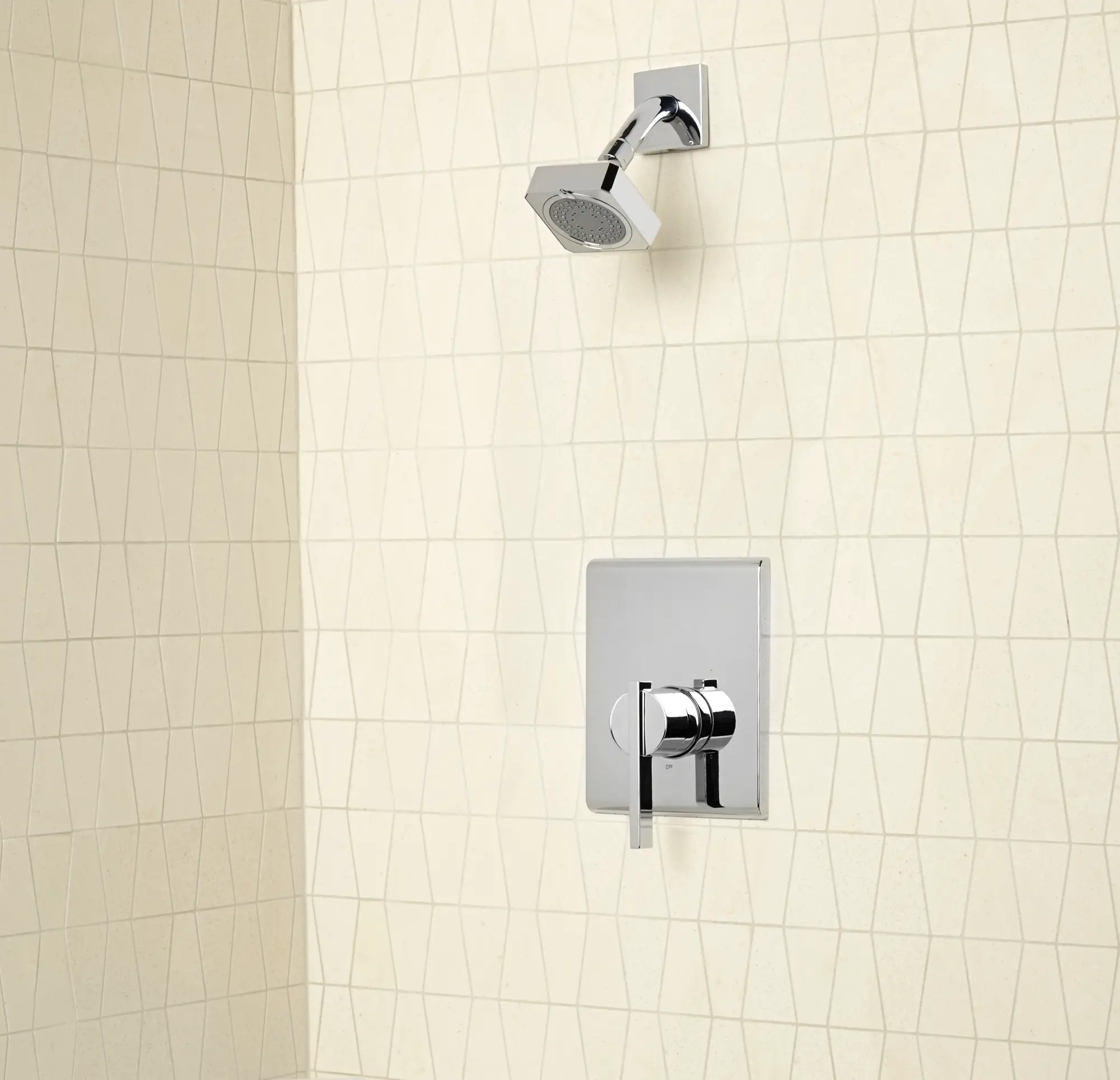 Times Square® 1.75 gpm/6.6 L/min Shower Trim Kit With Water-Saving Showerhead, Double Ceramic Pressure Balance Cartridge With Lever Handle - Image 4