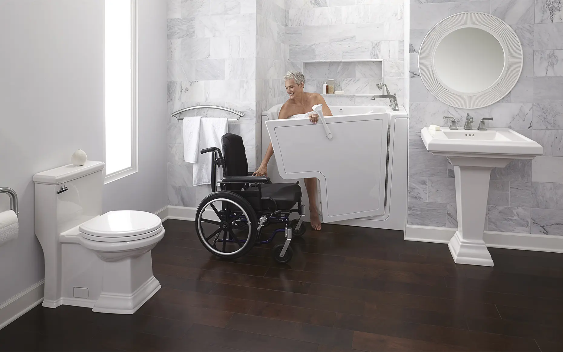 Town Square FloWise Right Height Elongated One-Piece 1.28 gpf Toilet - Image 11