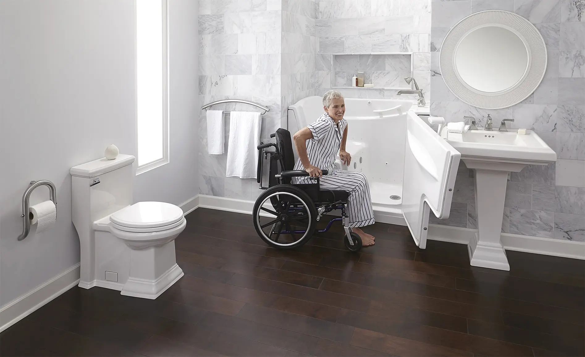 Town Square FloWise Right Height Elongated One-Piece 1.28 gpf Toilet - Image 6