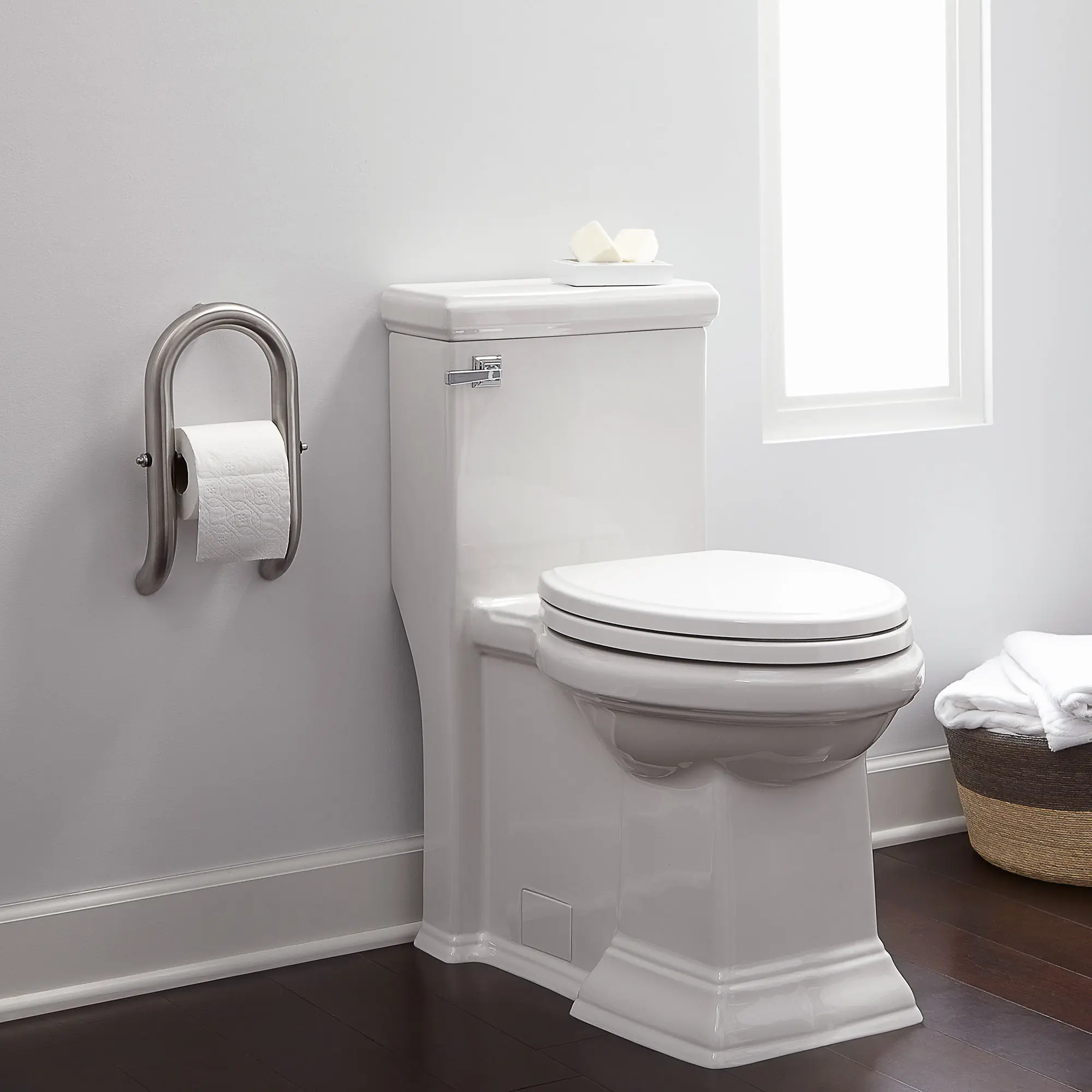 Town Square FloWise Right Height Elongated One-Piece 1.28 gpf Toilet - Image 7