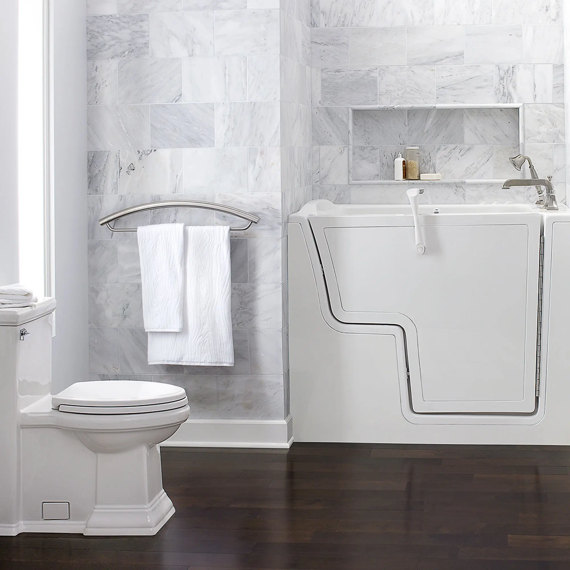 Town Square FloWise Right Height Elongated One-Piece 1.28 gpf Toilet - Image 9