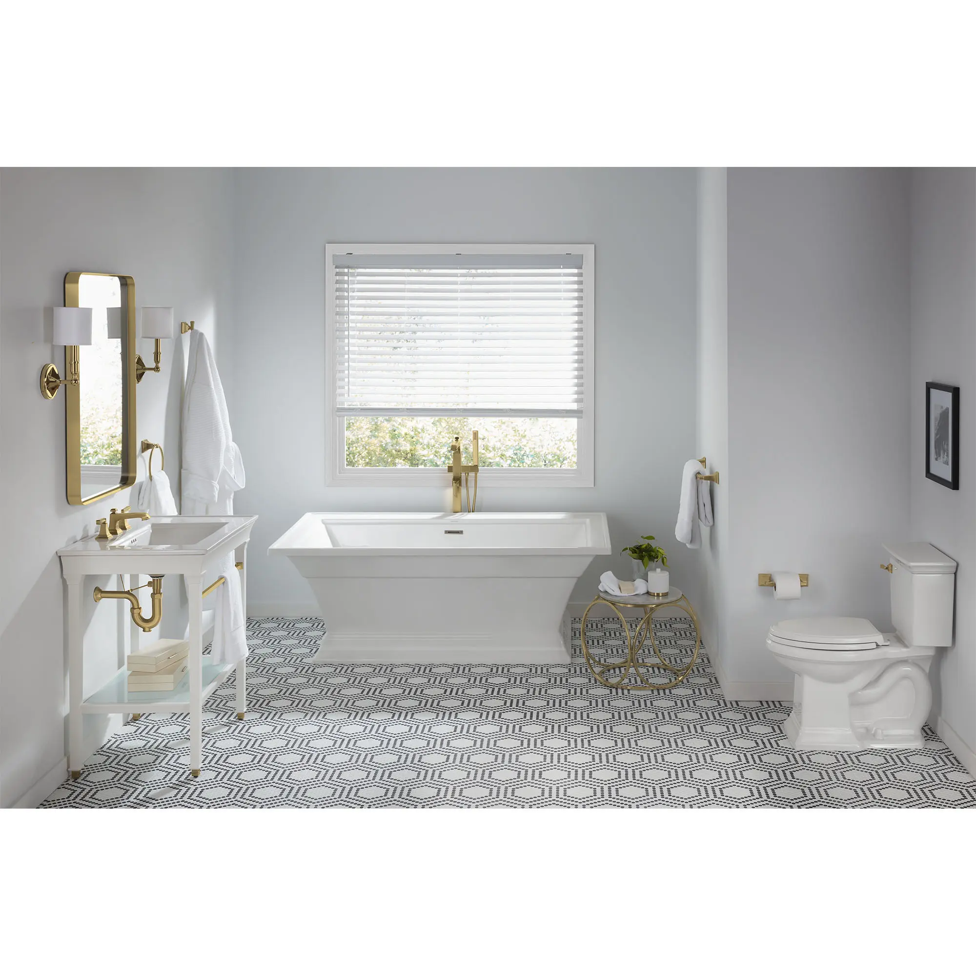 Town Square® S Freestanding Bathtub Faucet With Lever Handle for Flash® Rough-In Valve - Image 5