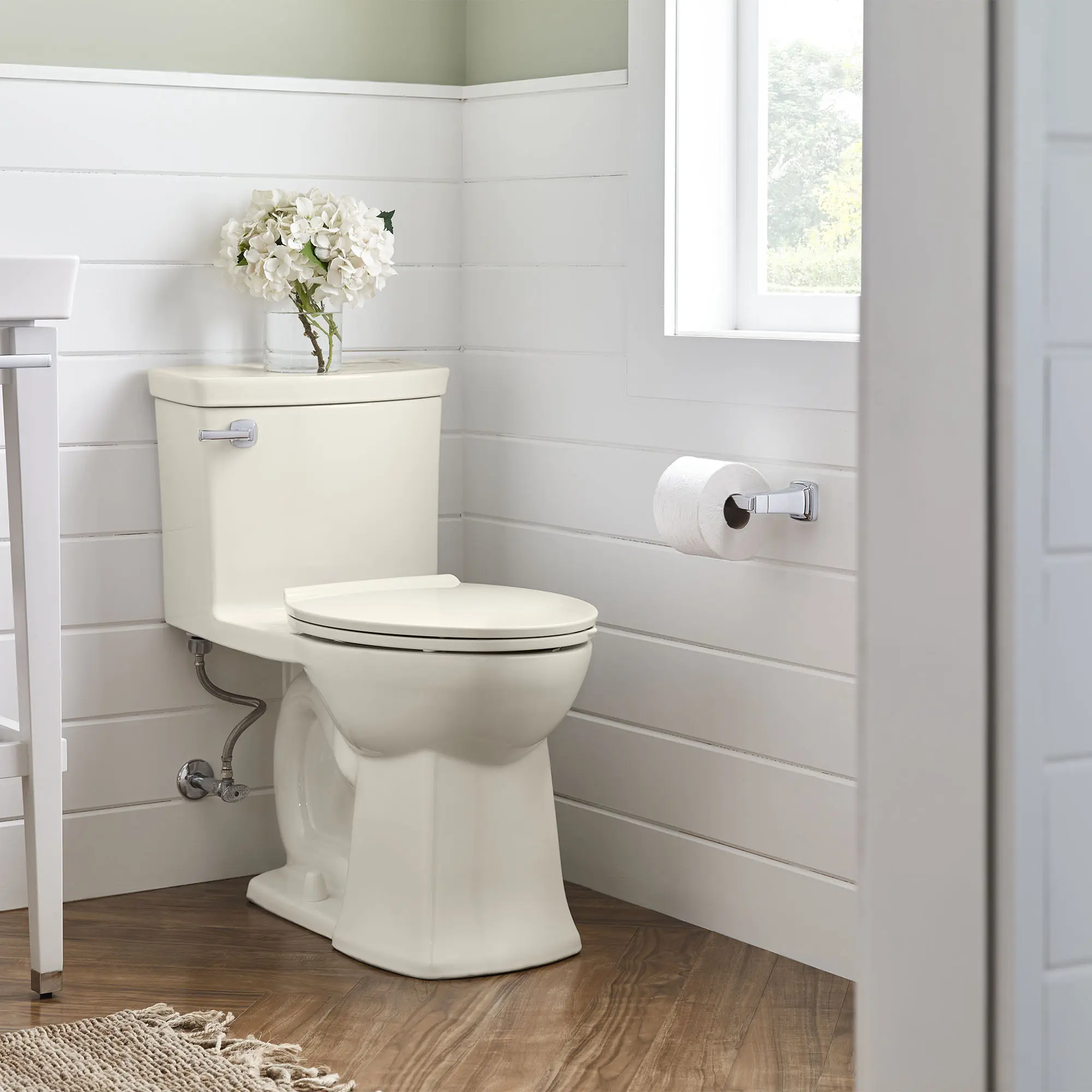 Townsend® VorMax® One-Piece 1.28 gpf/4.8 Lpf Chair Height Elongated Toilet with Seat - Image 10